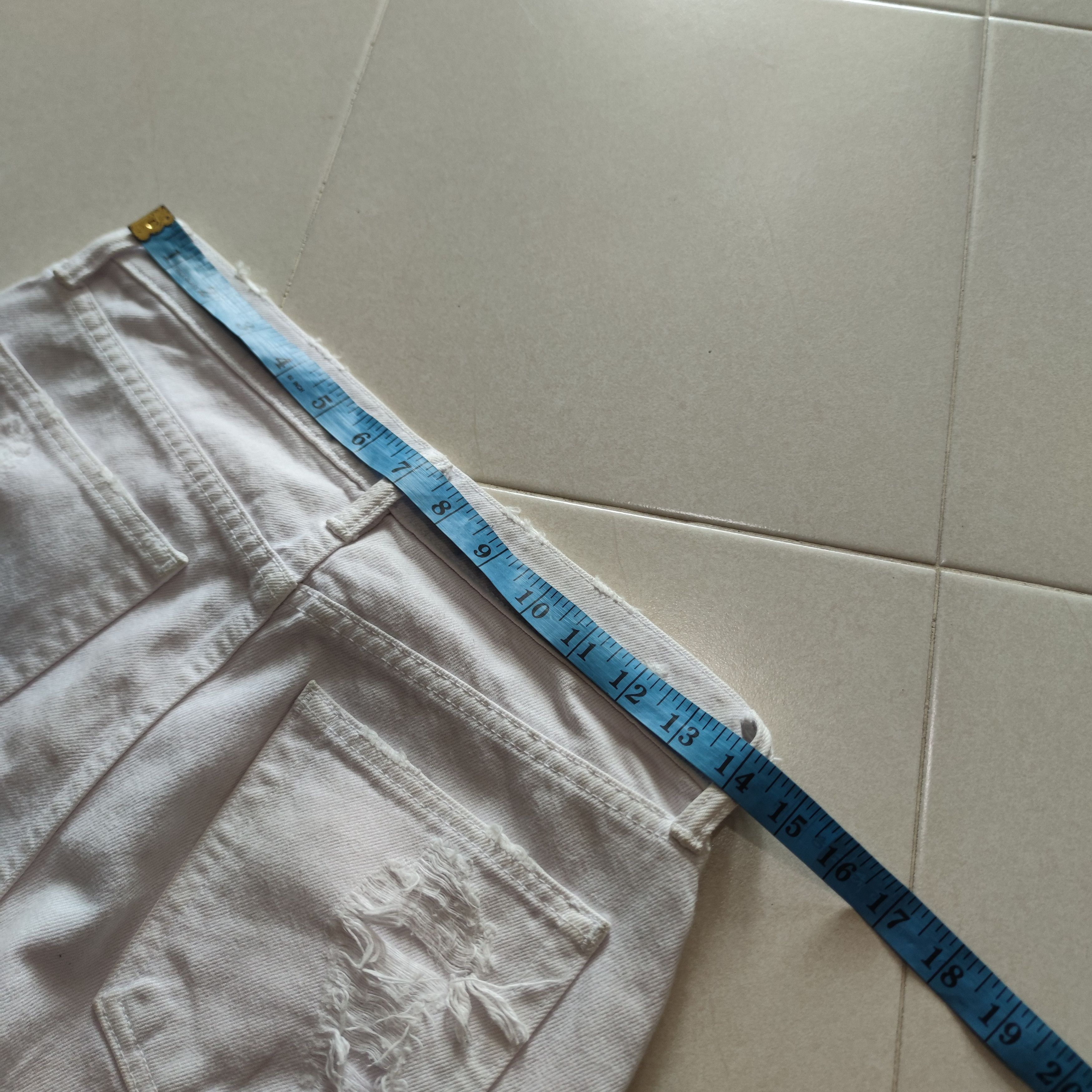 Alexander Wang DENIM X ALEXANDER WANG RIVAL DISTRESSED DESIGN DENIM Size 28" / US 6 / IT 42 - 14 Thumbnail