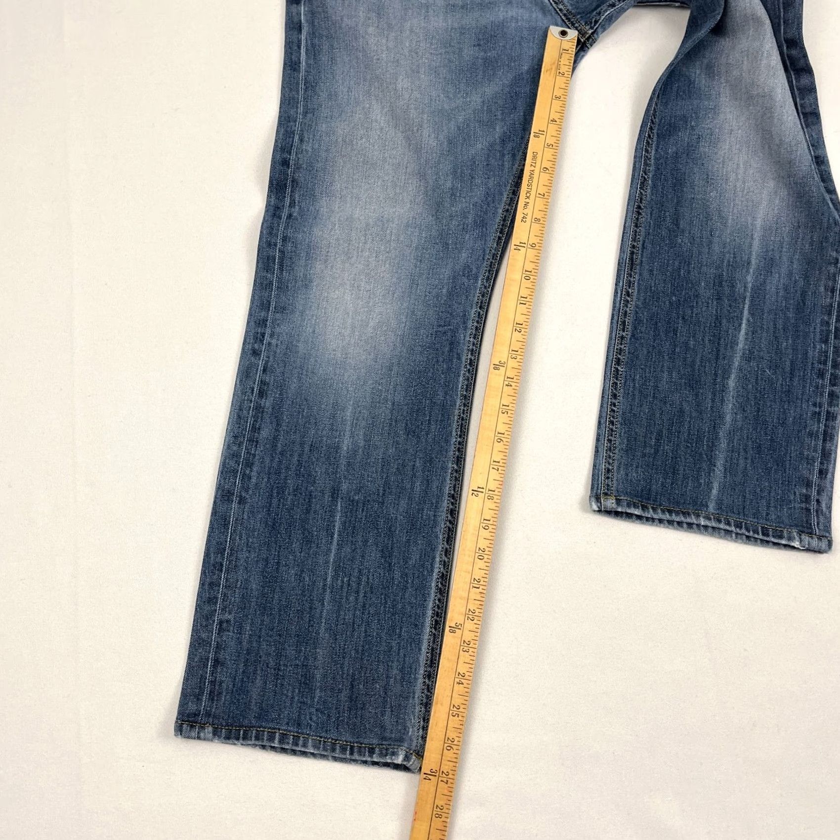 Diesel Diesel Larkee Jeans Mens 32 x 27 Relaxed Straight Stretch Denim Blue 5-Pocket Zipper Button Distressed Comfort Retro Grunge Y2K Classic Jeans Mens Size US 32 / EU 48 - 6 Thumbnail