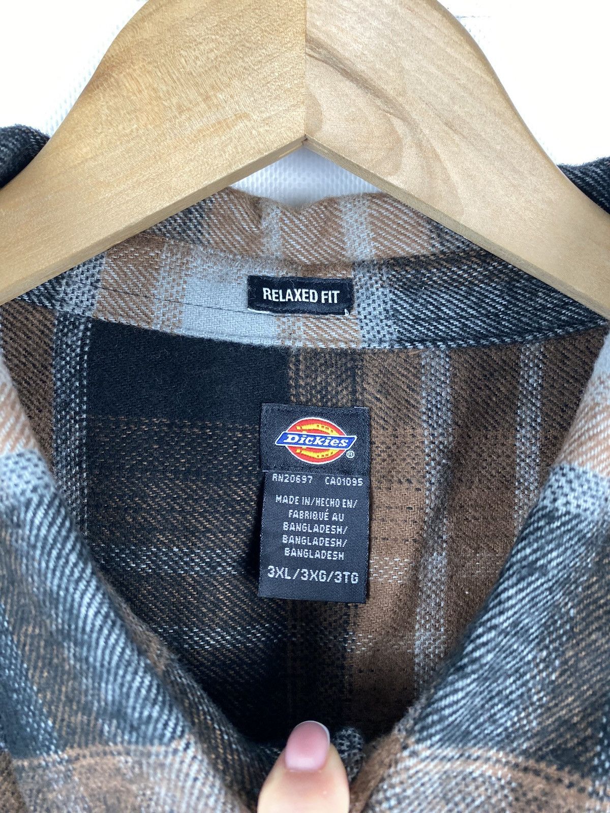 Dickies Dickies men’s checked flannel button up shirt size 3XL Size US XXL / EU 58 / 5 - 10 Thumbnail