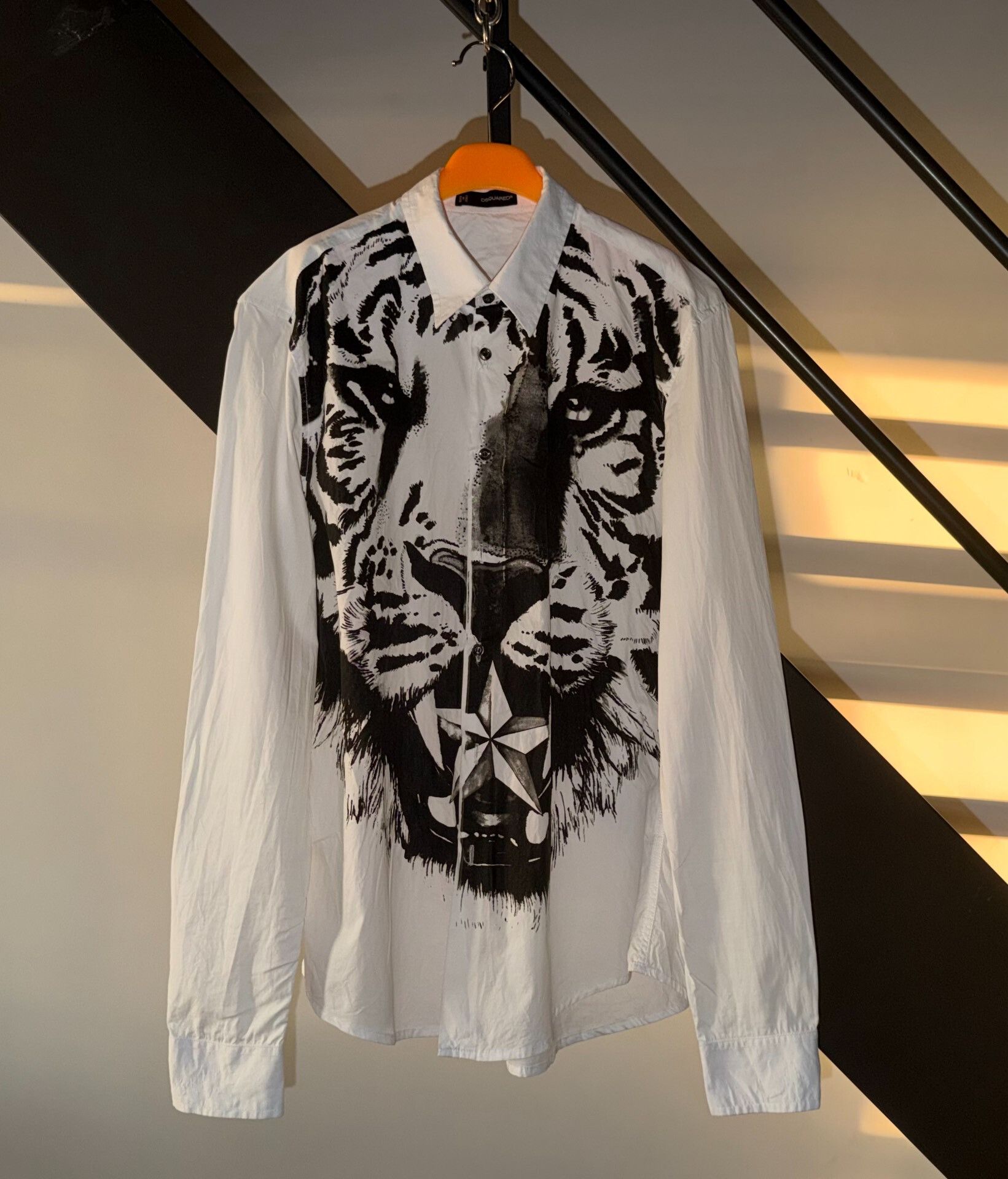 Dsquared2 Dsquared2 Tiger Print Long Sleeve Shirt Size US M / EU 48-50 / 2 - 1 Thumbnail