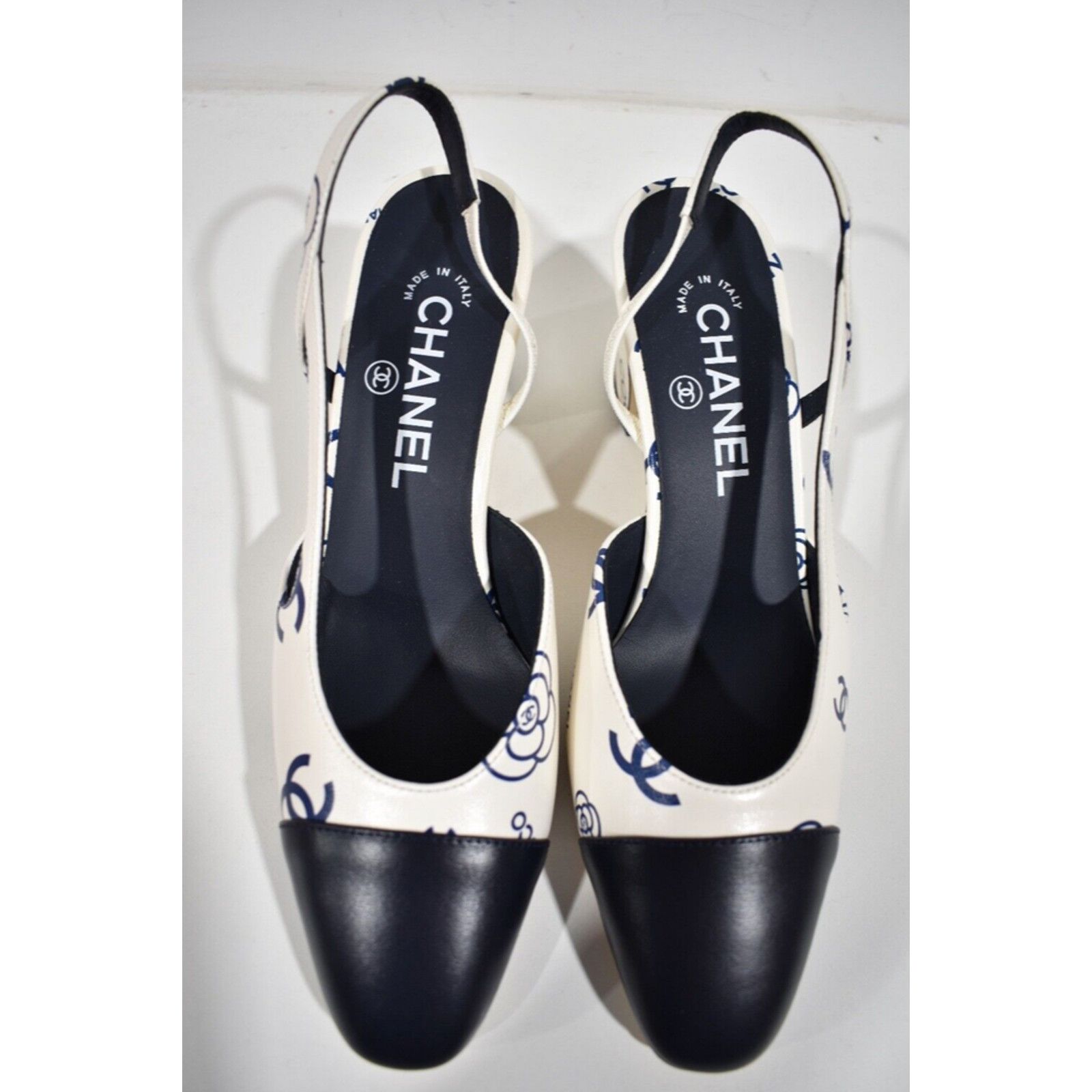 Chanel Chanel Sling White Blue CC Logo Slingback Sandal Heel 37 Size US 7 / IT 37 - 6 Thumbnail