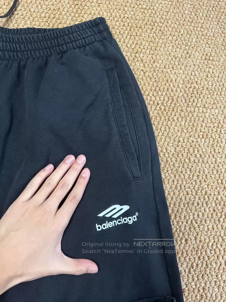 Balenciaga Balenciaga size L Manchester United embroidered logo lette Size US 27 - 4 Thumbnail
