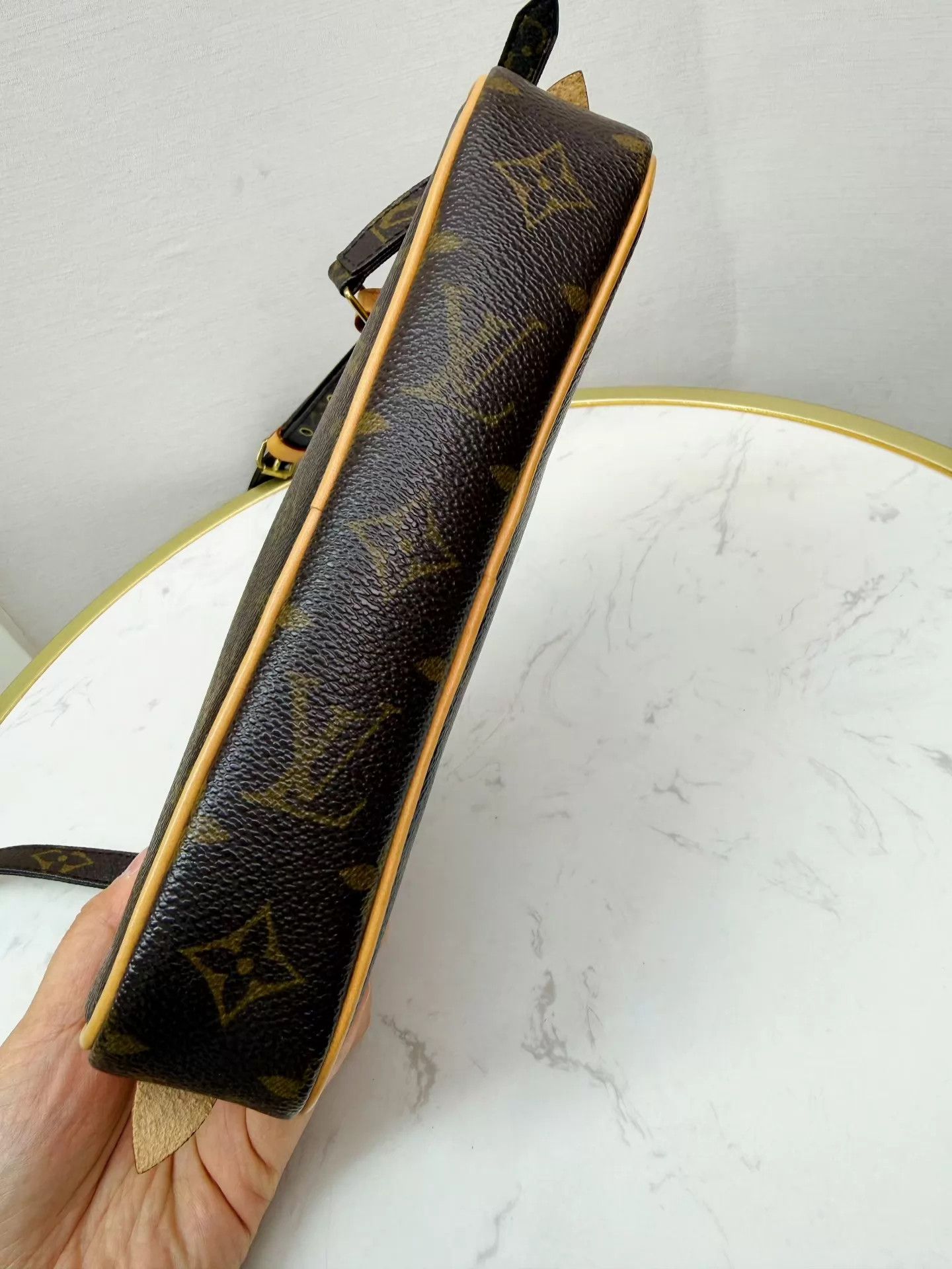 Louis Vuitton Louis Vuitton Used Monogram Crossbody Shoulder Bag Size ONE SIZE - 5 Thumbnail