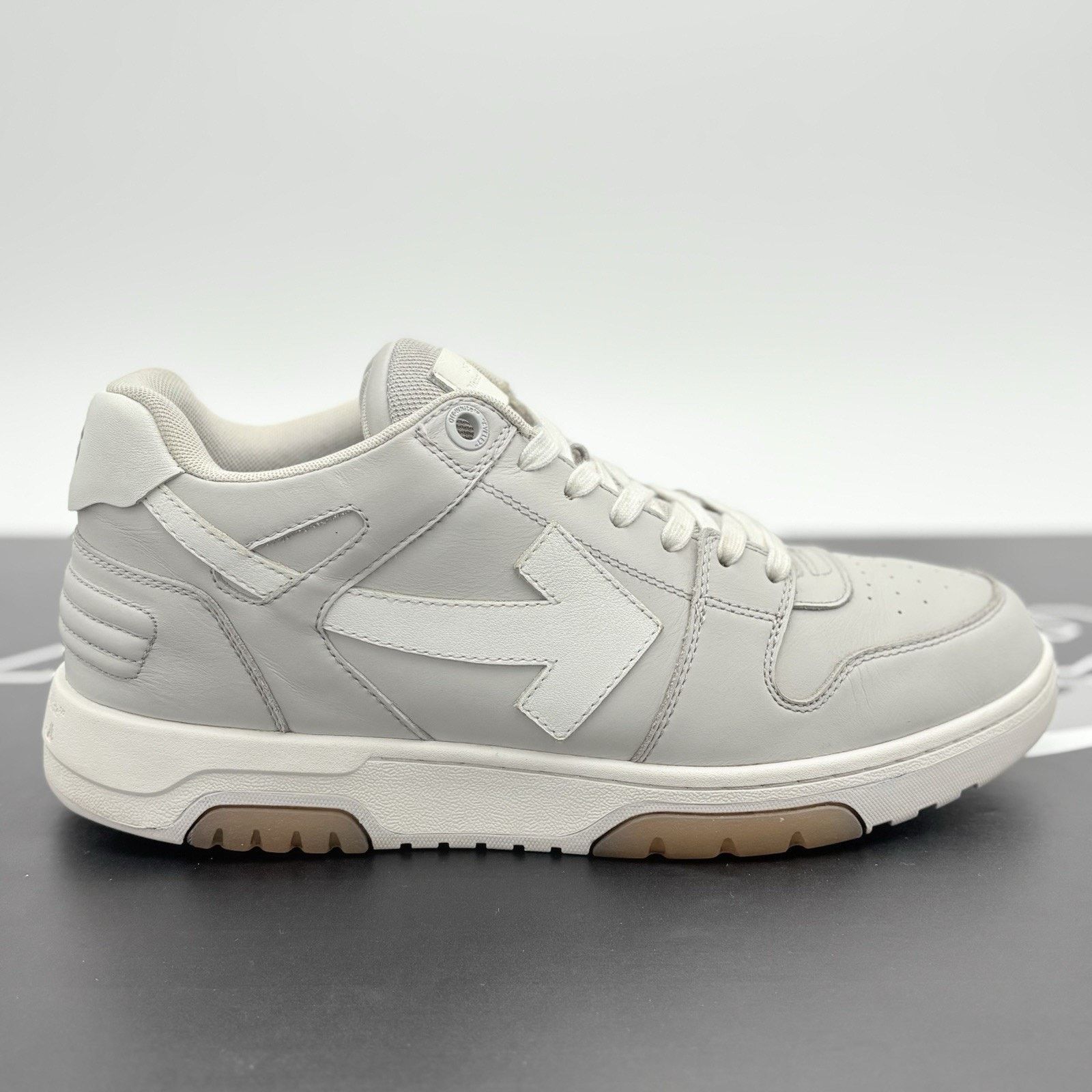 Off-White Off-White Out of Office ' Grey White ' | GREAT CONDITION! Size US 11 / EU 44 - 2 Thumbnail