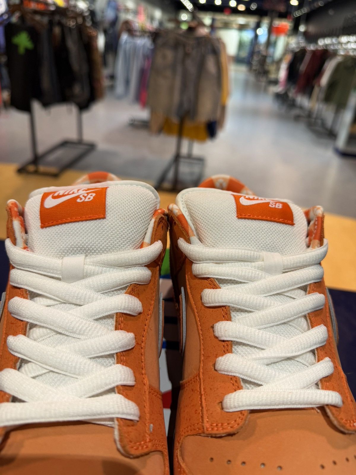 Nike Size 10.5 - Nike SB Dunk Low Concepts Orange Lobster Size US 10.5 / EU 43-44 - 6 Thumbnail