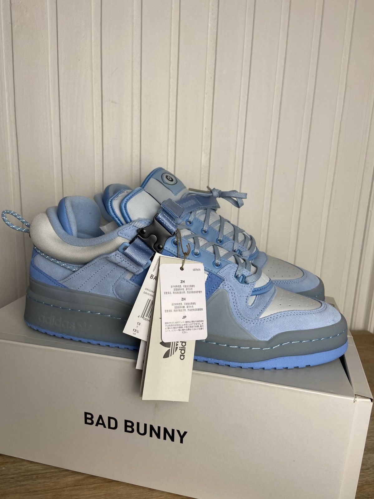 Adidas New adidas Forum Low Buckle Low Bad Bunny Blue Size 13,5US Size US 13 / EU 46 - 5 Thumbnail