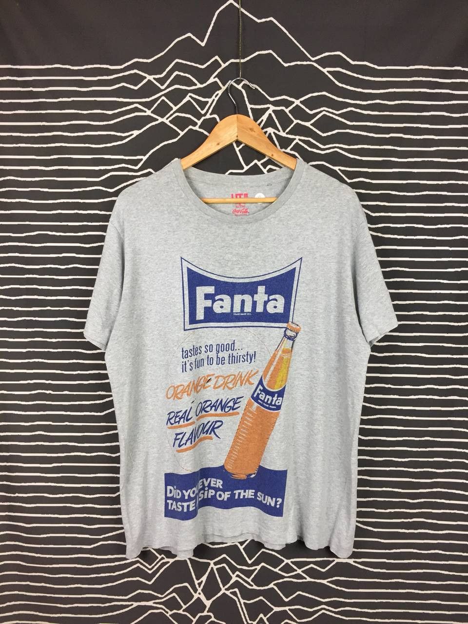 Coca Cola × Japanese Brand × Uniqlo Uniqlo X Coca Cola Fanta Orange Drink Real Orange Flavor Tee Size US XL / EU 56 / 4 - 1 Thumbnail