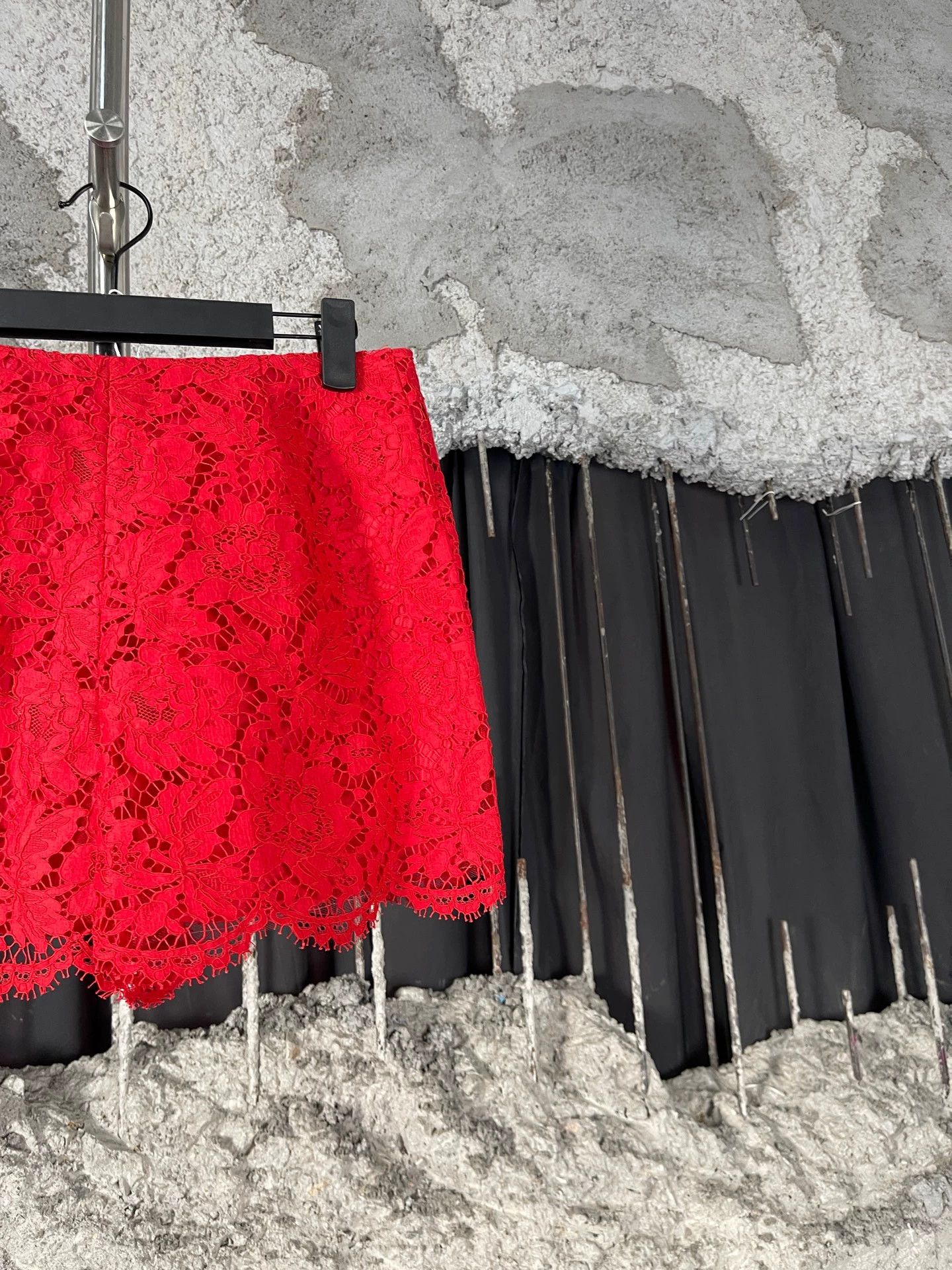 Valentino Valentino Women's Lace Shorts 40 New Size 27" / US 4 / IT 40 - 4 Thumbnail