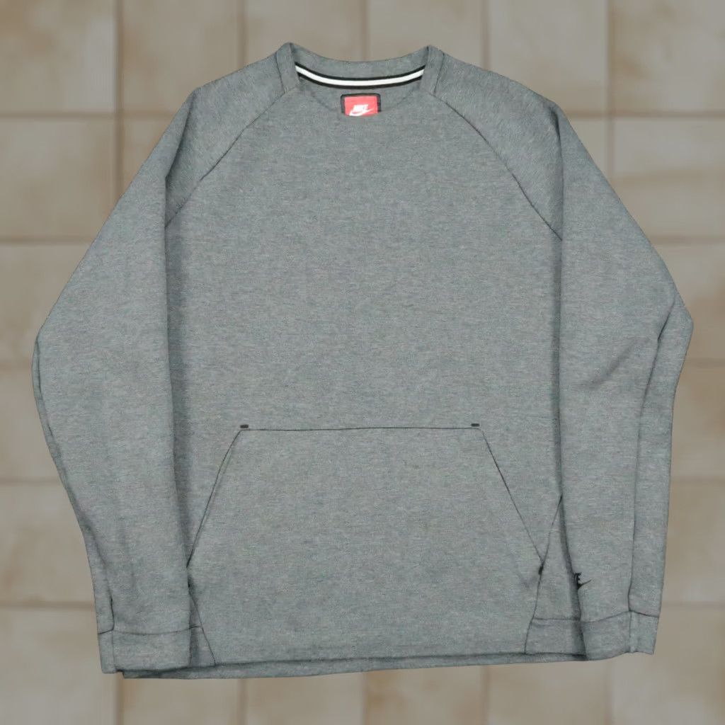 Nike Nike Sweatshirt Mens Large Gray Tech Fleece Crewneck Kangaroo Pocket Raglan Size US L / EU 52-54 / 3 - 1 Thumbnail