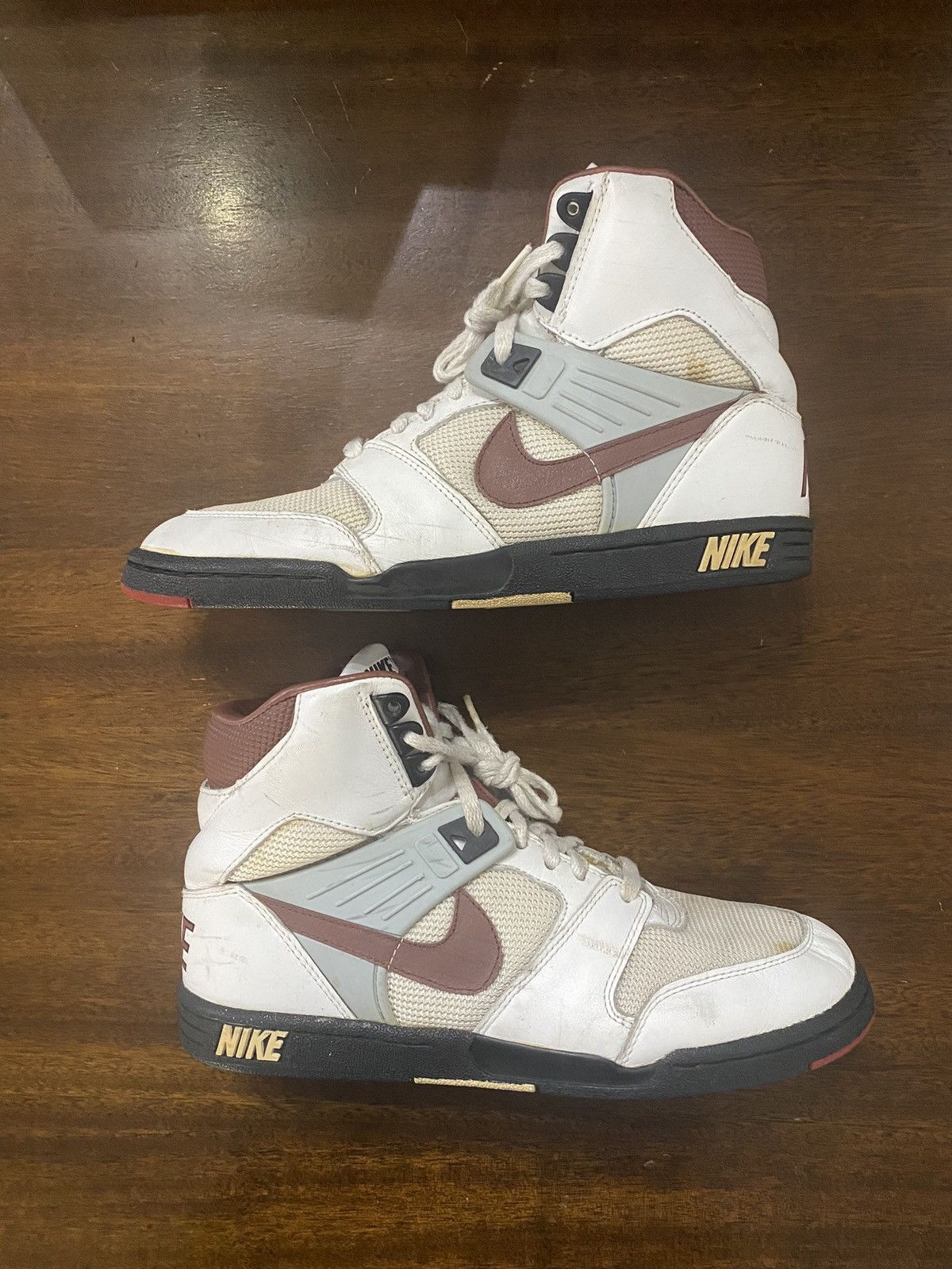 Nike Vintage 1989 Nike Mako SX Turf High/Sz 8.5/890203FT1/RARE Size US 8.5 / EU 41-42 - 9 Thumbnail
