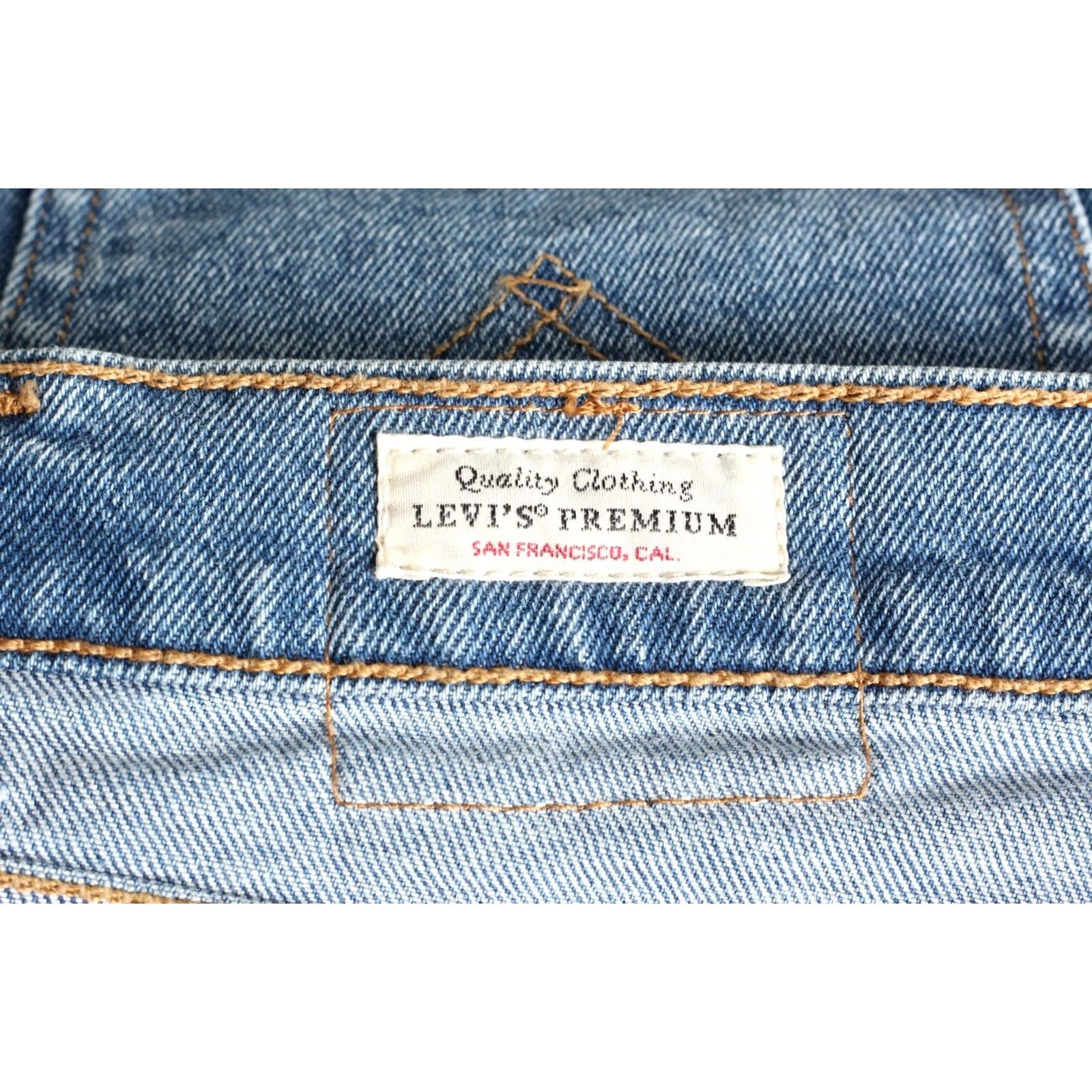 Levi's VINTAGE LEVI’S PREMIUM Big E Button Thru Mom Denim Skirt Women 30 Blue Midi Skirt Womens Size 30" / US 8 / IT 44 - 5 Thumbnail