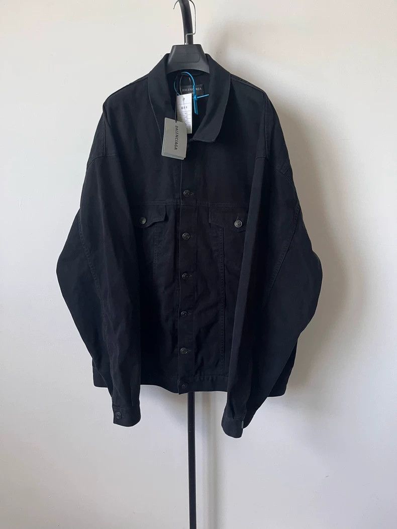 Balenciaga Balenciaga SS23 Back Logo Printed Denim Jacket Regular Fit Size L / US 10 / IT 46 - 1 Thumbnail