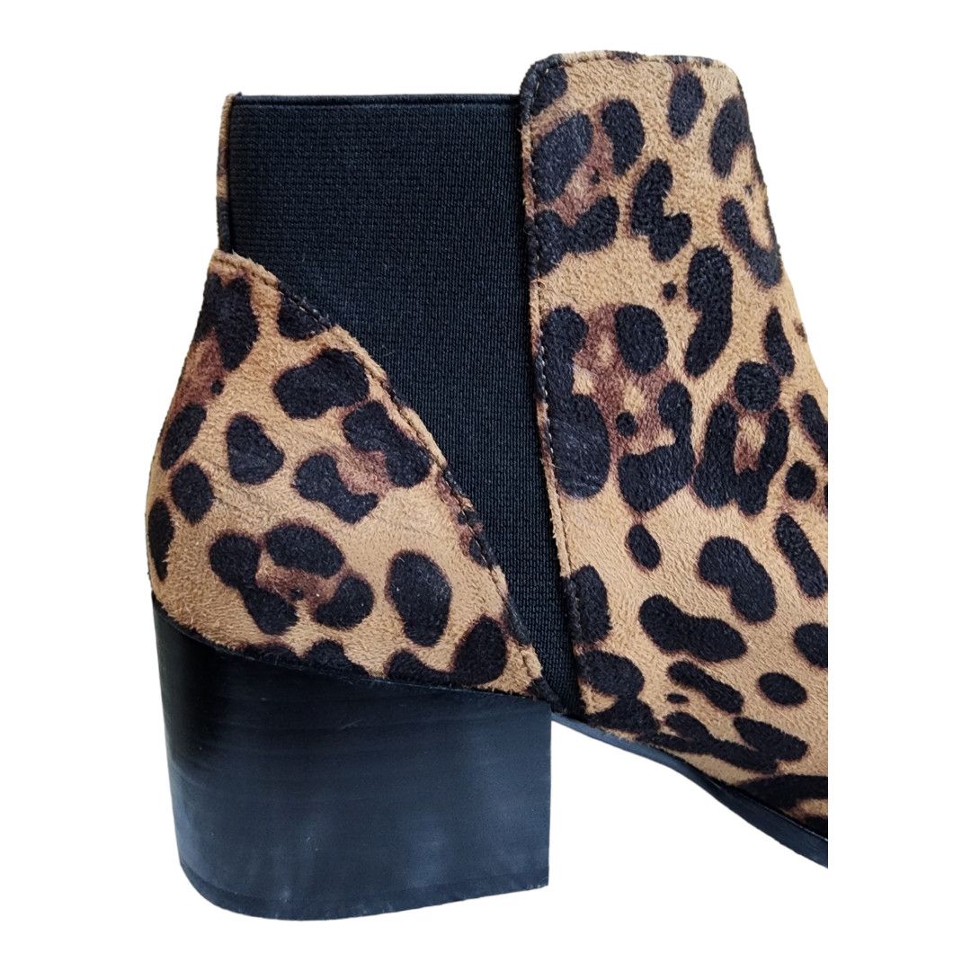 Chinese Laundry Chinese Laundry Finn Leopard Print Ankle Bootie Women’s 6.5 Size US 6.5 / IT 36.5 - 10 Thumbnail