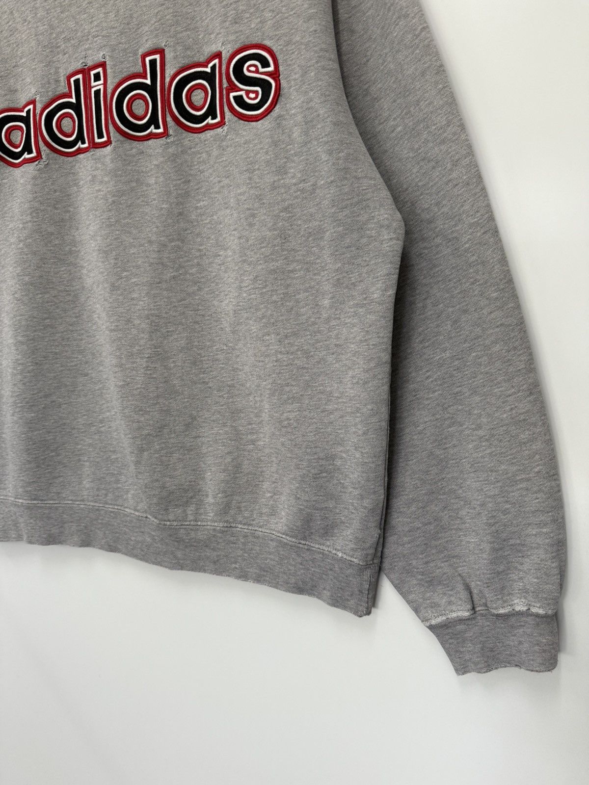 Adidas 🔥Vtg 90's Adidas Distressed Spellout Logo Baggy Sweatshirt Size US M / EU 48-50 / 2 - 2 Thumbnail
