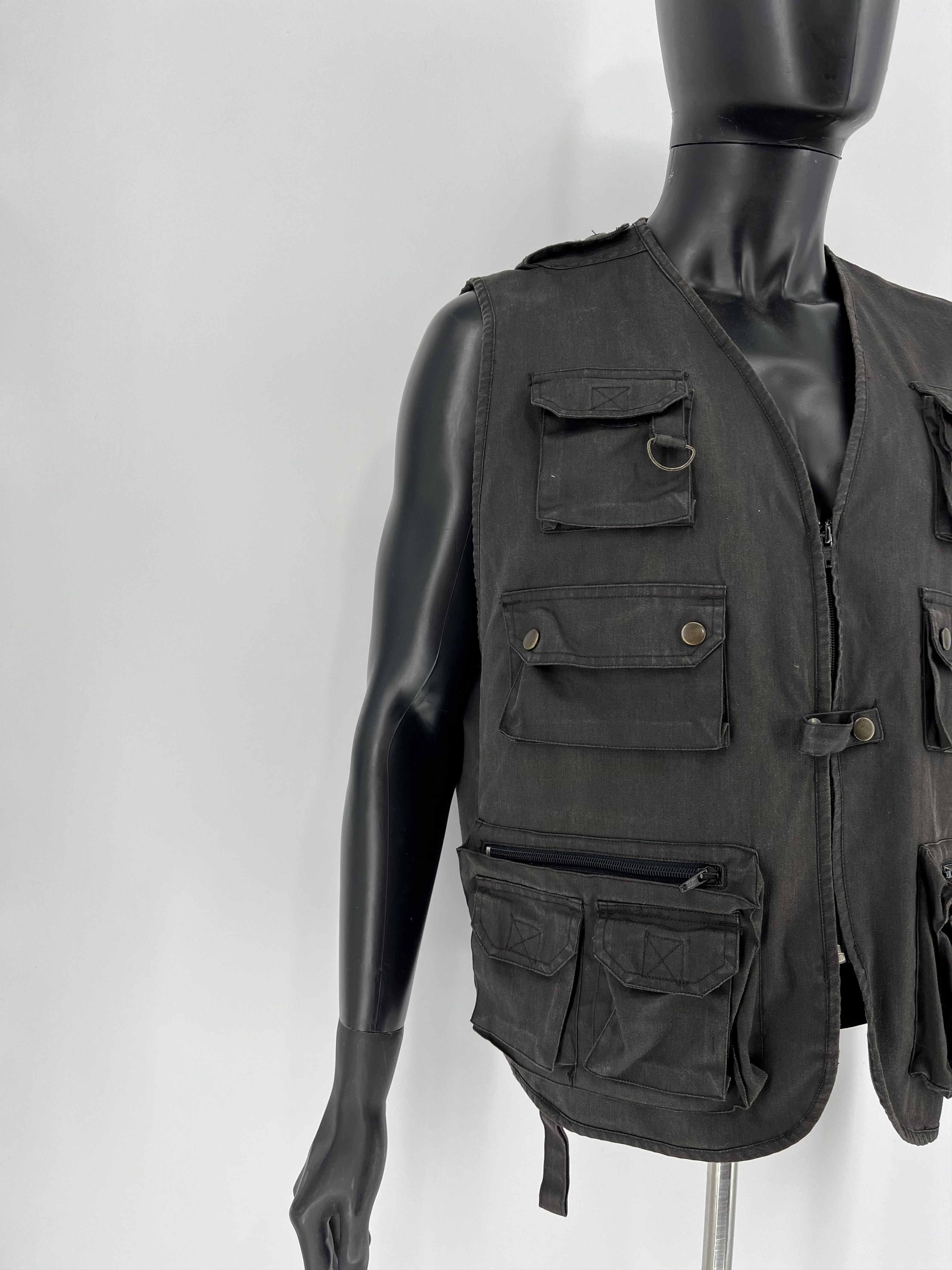Japanese Brand Vintage Military Vest With Many Pockets Streetwear Style Size US M / EU 48-50 / 2 - 3 Thumbnail