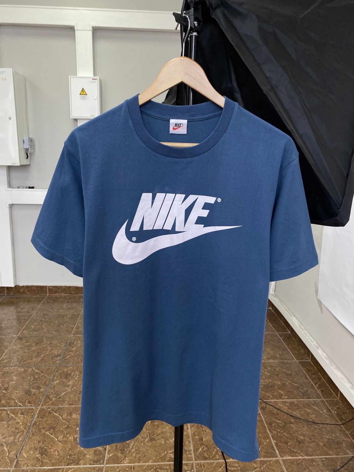 【希少】old NIKE 発泡プリント tee Tシャツ 00s 90s y2k 希少】old NIKE 発泡プリント tee Tシャツ 00s 90s y2k