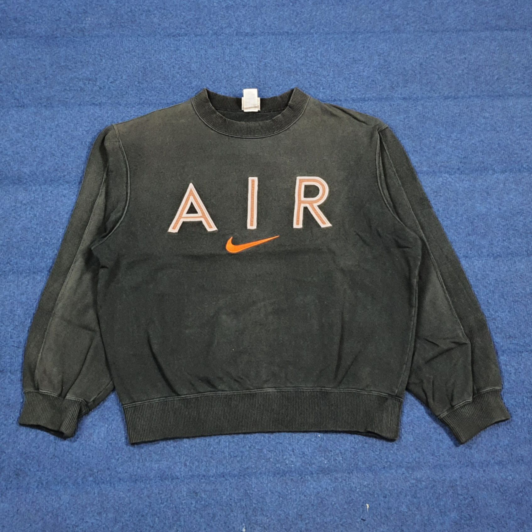Nike Vintage 90s Nike Air Big Logo Embroidered Sweatshirt C291N4 Size M / US 6-8 / IT 42-44 - 1 Thumbnail