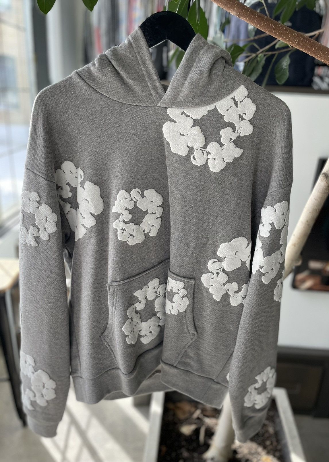 DENIM TEARS Denim Tears The Cotton Wreath Sweatshirt Size US XL / EU 56 / 4 - 3 Thumbnail
