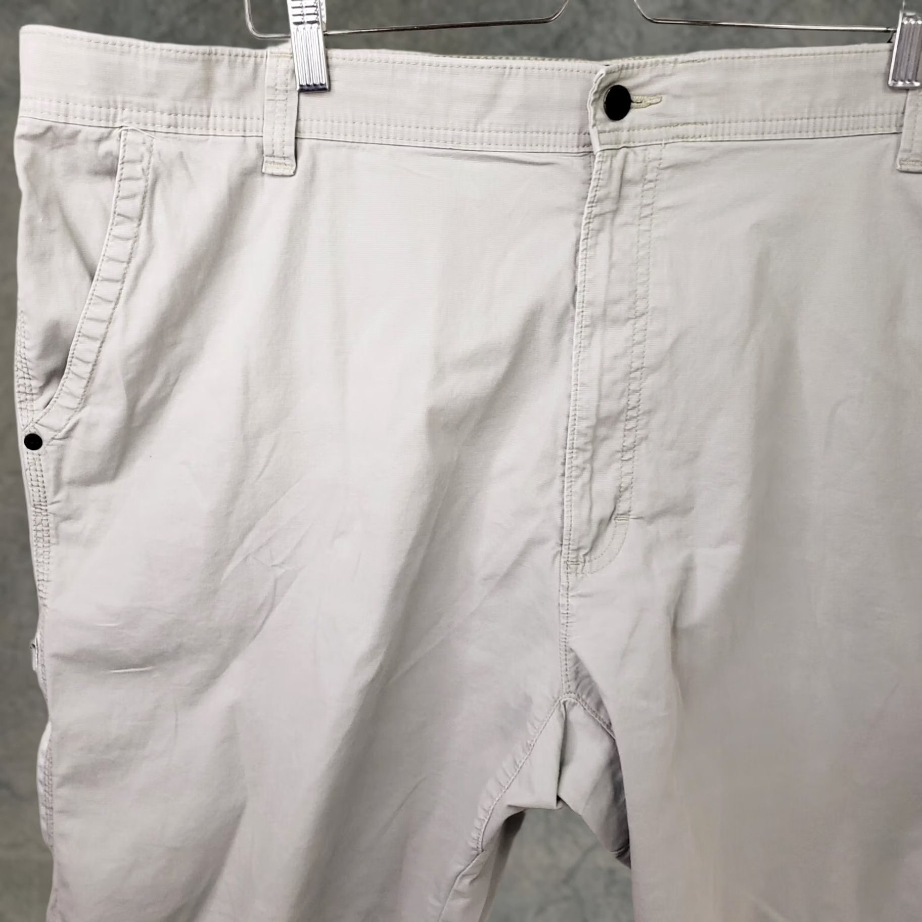 Wrangler Wrangler Outdoor Chino Hiking Shorts Beige 9” Inseam Regular 48 Mens Cotton Nylon Stretch Pockets Logo Zip Front Travel Size US 40 / EU 56 - 1 Thumbnail