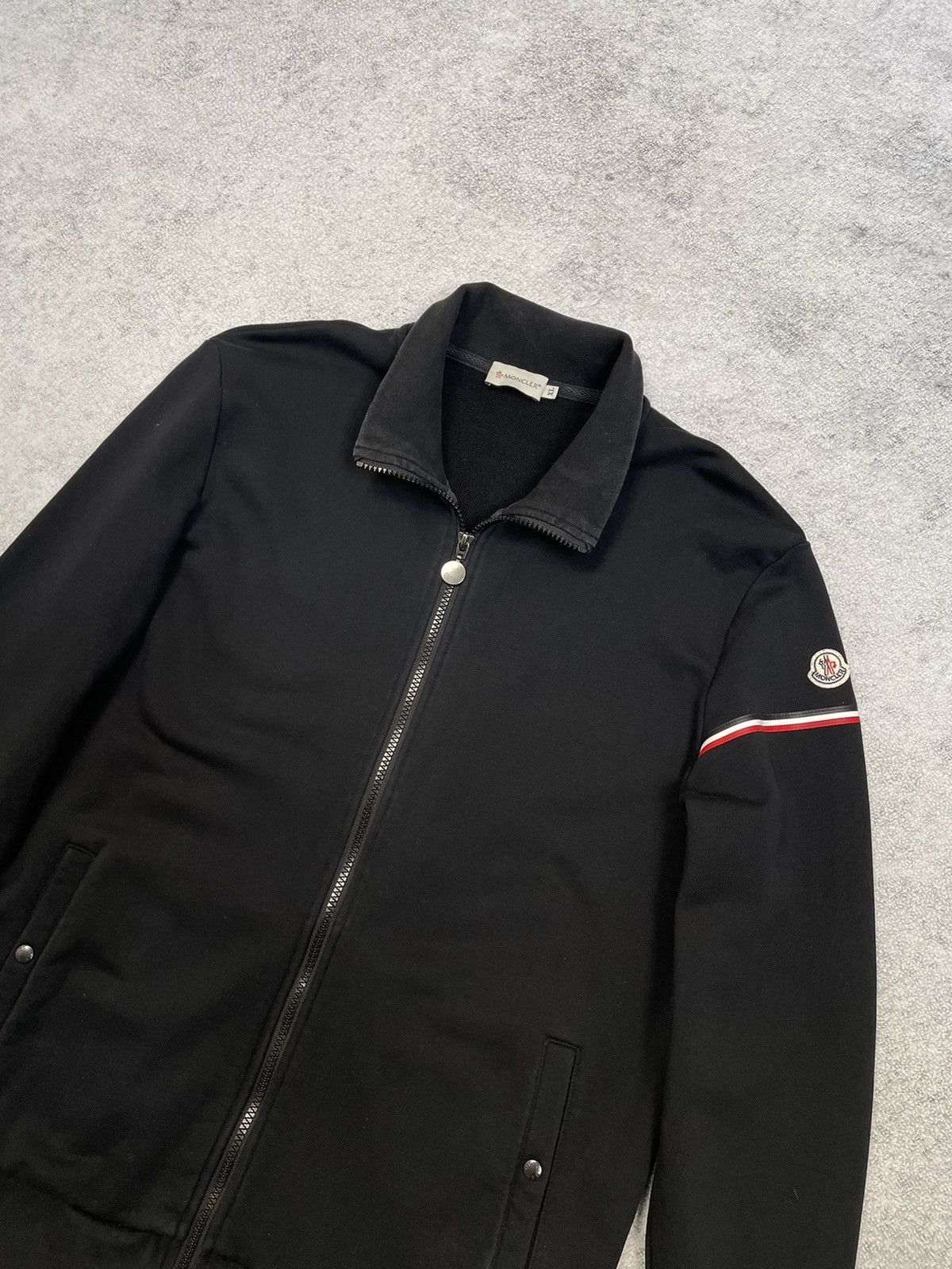 Moncler Moncler Maglia Cardigan Men Coat Patch Logo Zip Size US L / EU 52-54 / 3 - 5 Thumbnail