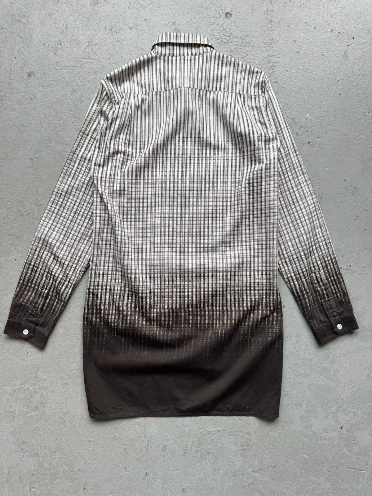 Ann Demeulemeester Ann Demeulemeester White Gradient Button Up Size US XS / EU 42 / 0 - 3 Thumbnail