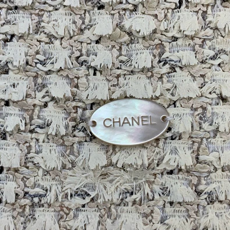 Chanel ChanelLogo buckle beige tweed small fragrance vest 2503-Nex Size XXS / US 00 / IT 34 - 5 Thumbnail
