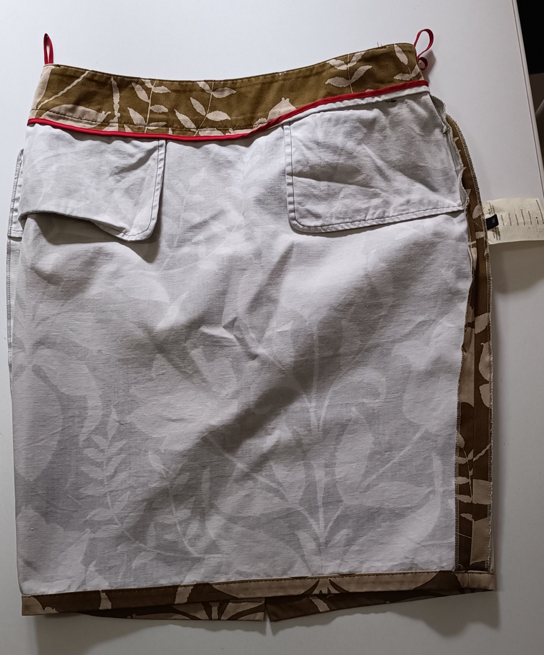 Prada SS2001 - Midi skirt with floral print, in gabardine fabric Size 32" / US 10 / IT 46 - 10 Thumbnail