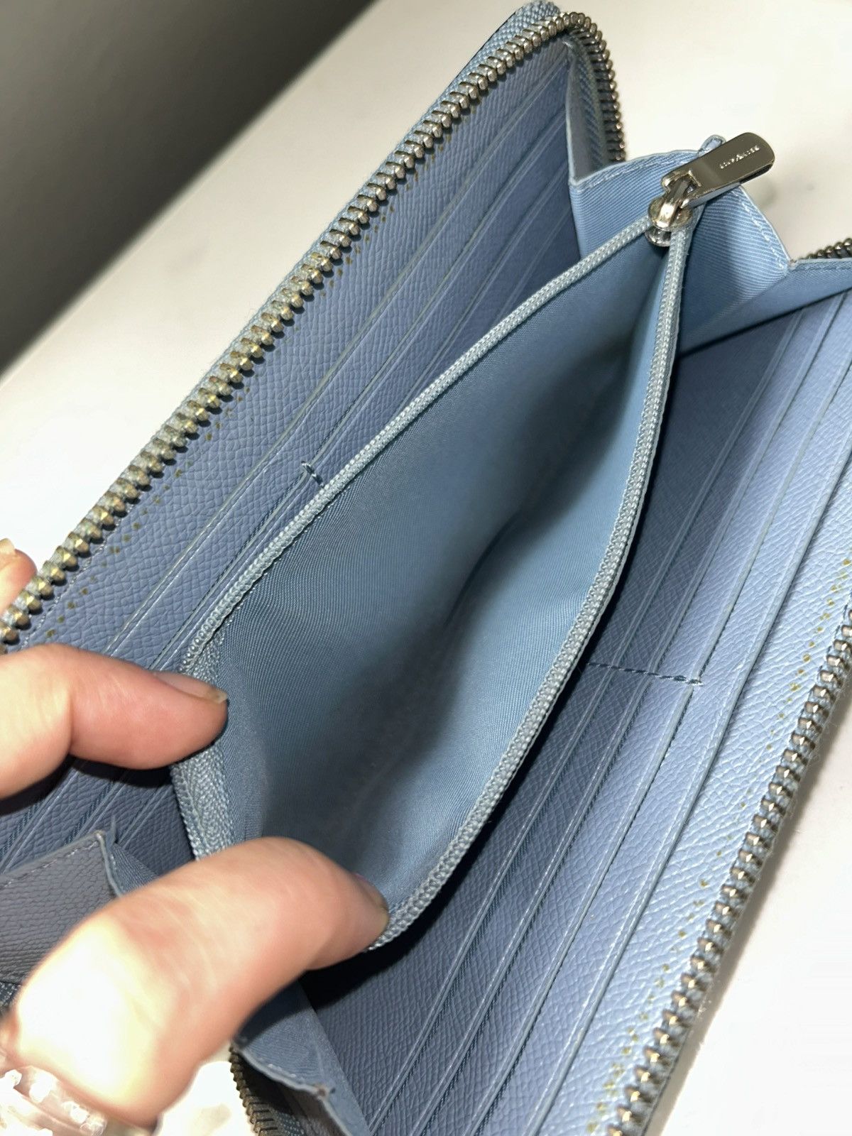 Coach Coach Light Blue Leather Zippy Wallet Size ONE SIZE - 6 Thumbnail