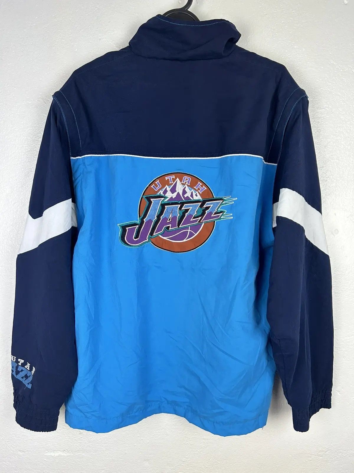 NBA Vintage NBA Utah Jazz Lightweight Transformer Jacket Vest Size US M / EU 48-50 / 2 - 8 Thumbnail