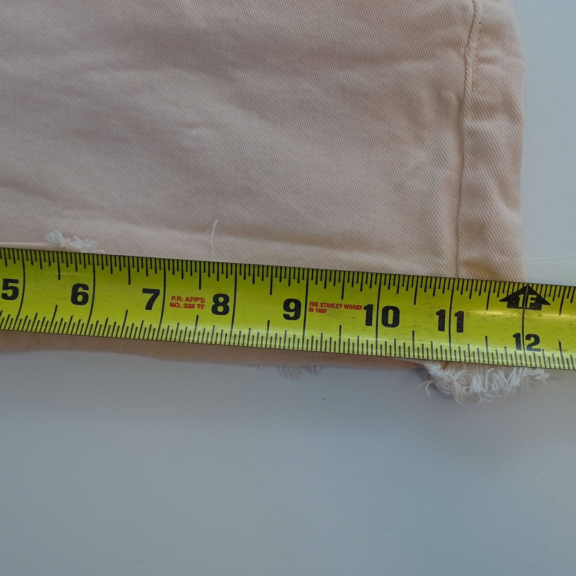 Old Navy Old Navy Cutoff Boyfriend Denim Shorts Women Size 8 Pink Size 30" / US 8 / IT 44 - 11 Thumbnail