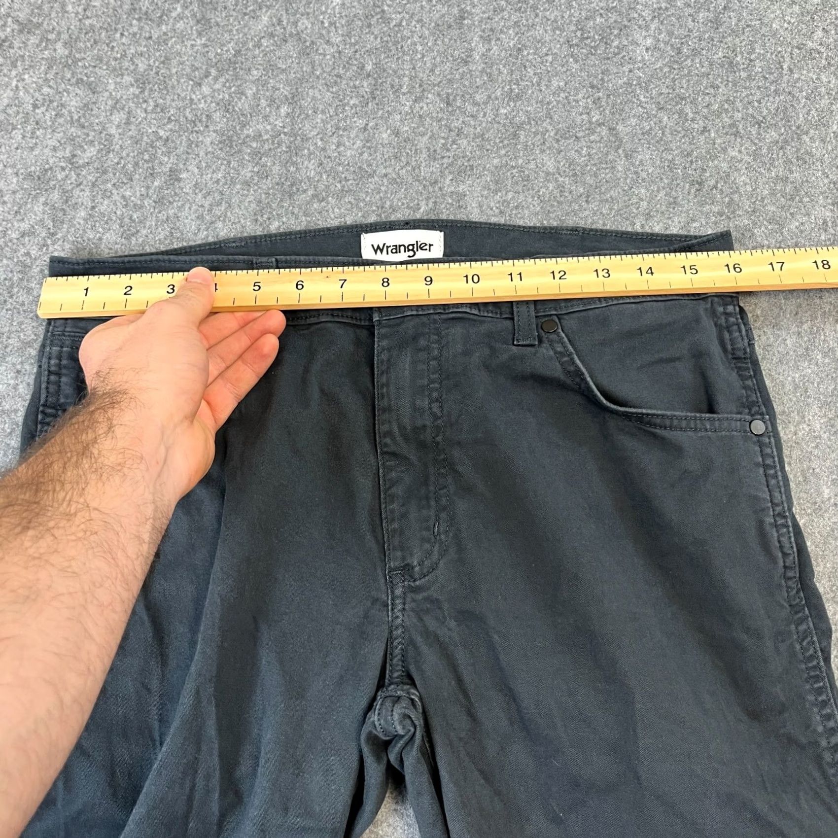Wrangler Wrangler Jeans Tapered 32 32 Dark Blue Denim 5-Pocket Wrangler Greensboro 803 Mens Regular Comfort"} Size US 32 / EU 48 - 6 Thumbnail