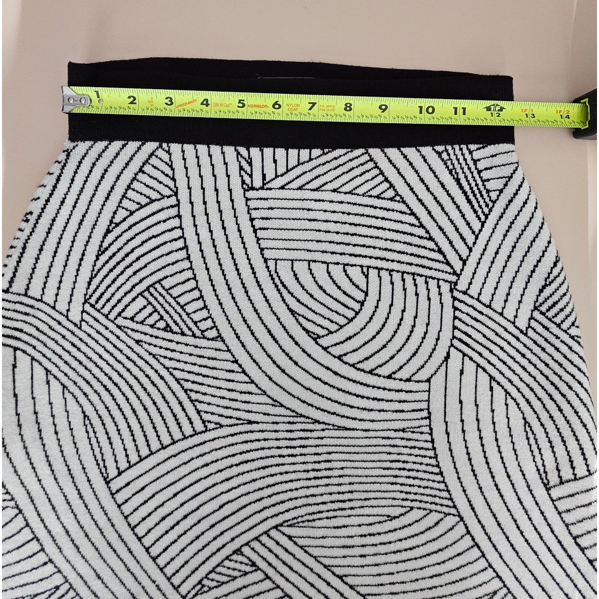 Anthropologie MAEVE Anthropologie Jovana Sweater Knit Pencil Skirt S Size 27" / US 4 / IT 40 - 5 Thumbnail