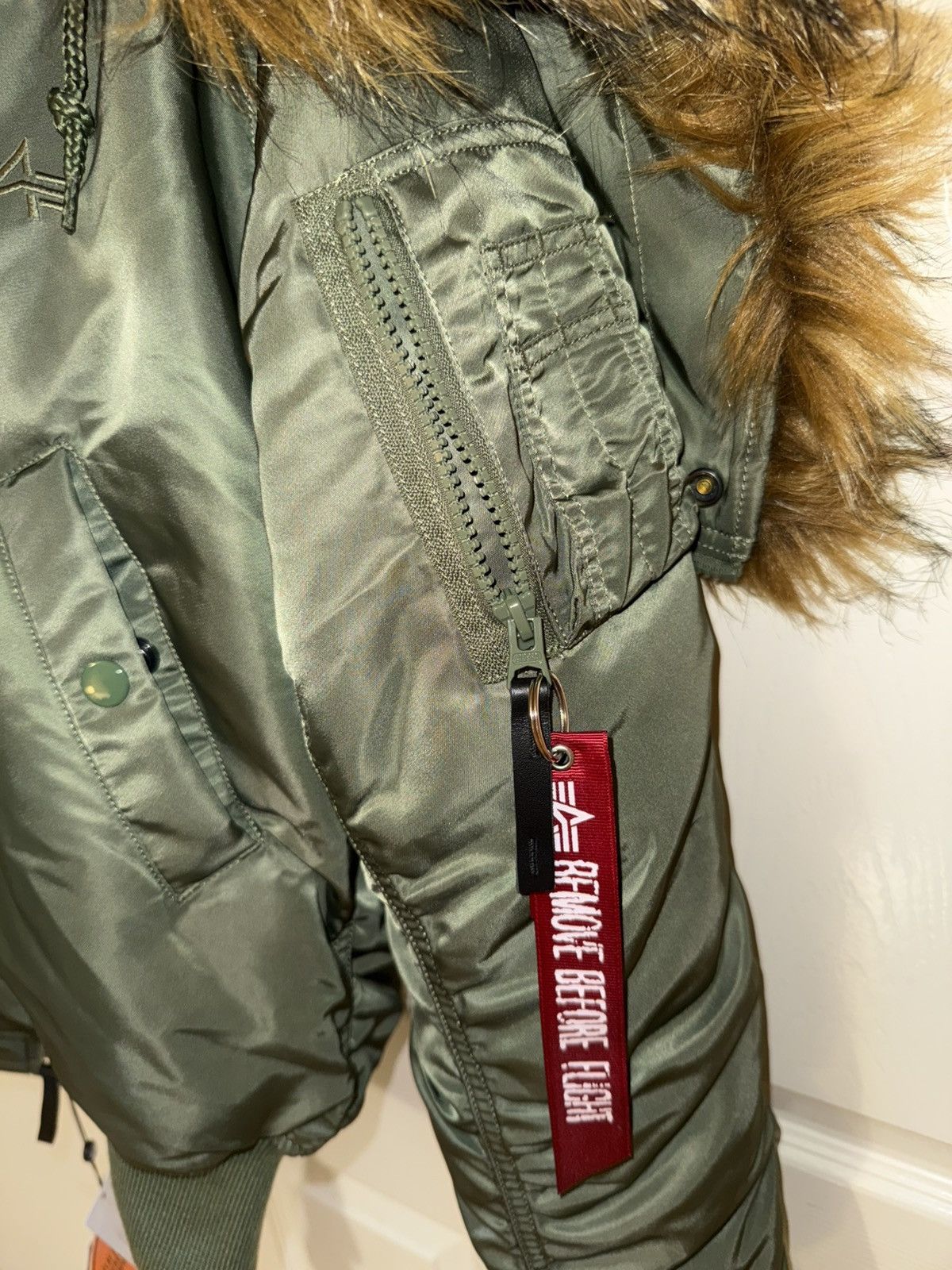 Alpha Industries Ilpha Industries bomber jacket Size US M / EU 48-50 / 2 - 7 Thumbnail