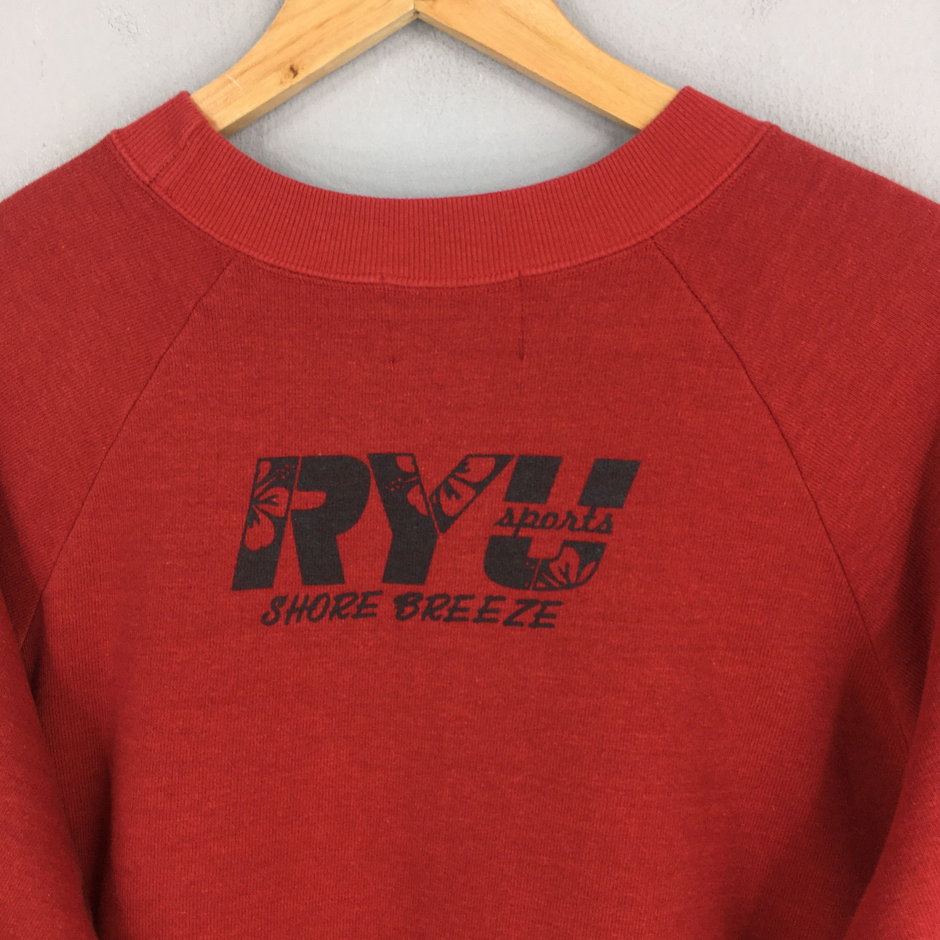 Japanese Brand Vintage Ryu Sports Hibiscus Flower Surf Sweatshirt Small Size US S / EU 44-46 / 1 - 8 Thumbnail