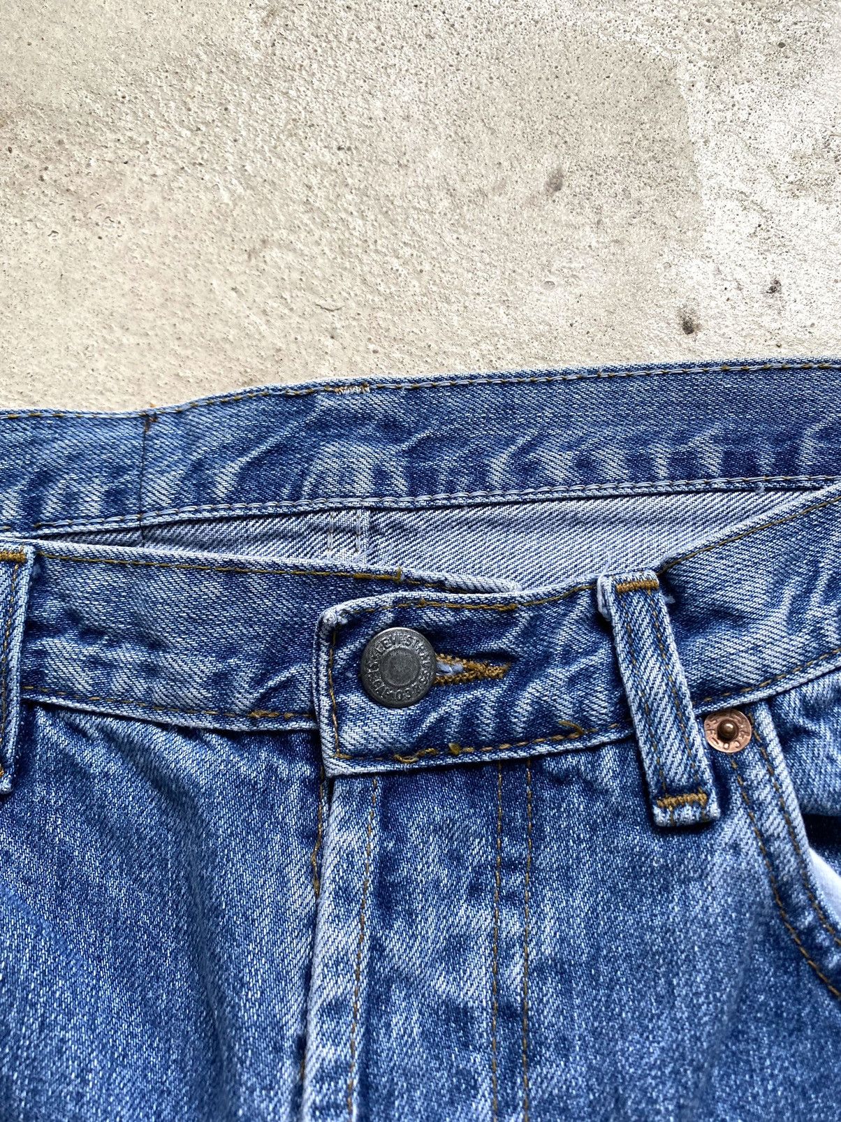 Levi's Vintage 90s Levi's 501 Washed Blue Denim Jeans Size US 34 / EU 50 - 5 Thumbnail