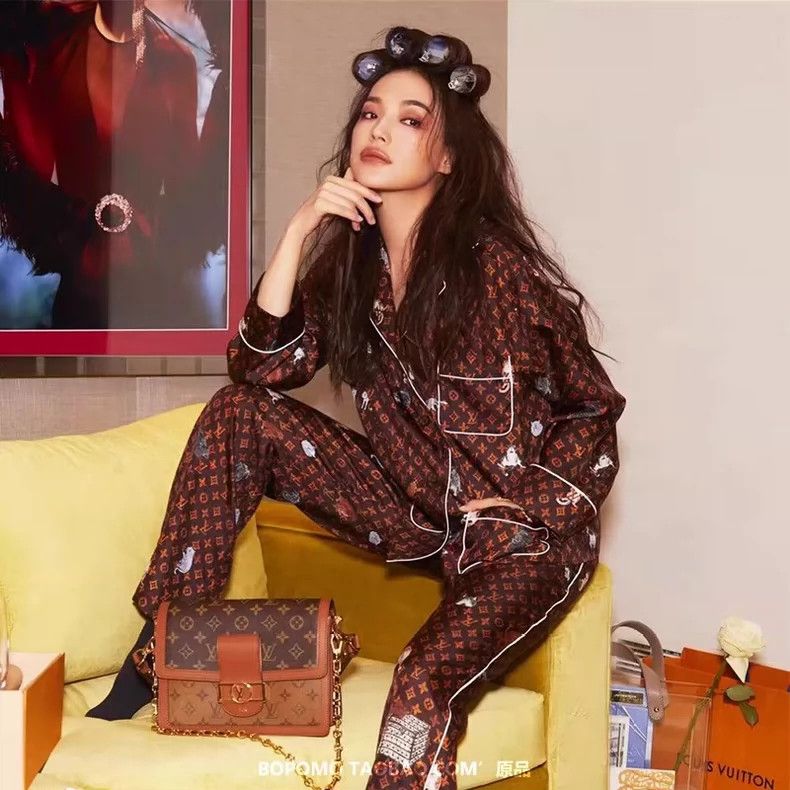 Louis Vuitton Louis Vuitton size 34 Cat shirt full of logo shirt 2503-Ne Size US M / EU 48-50 / 2 - 9 Thumbnail
