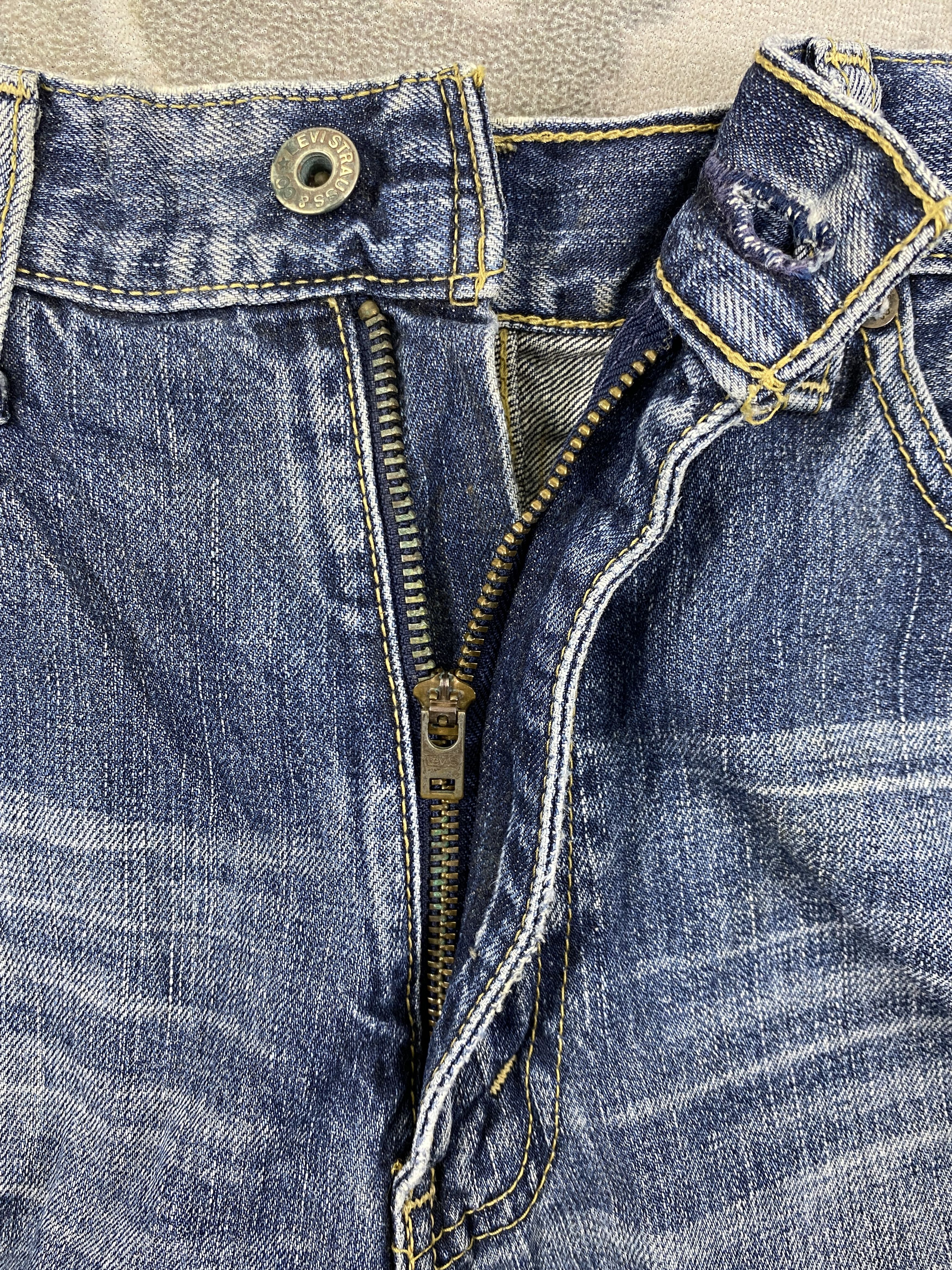 Levi's Distressed Vintage Levi's 504 Baggy Jeans 32x27.5 - JN3859 Size US 32 / EU 48 - 6 Thumbnail