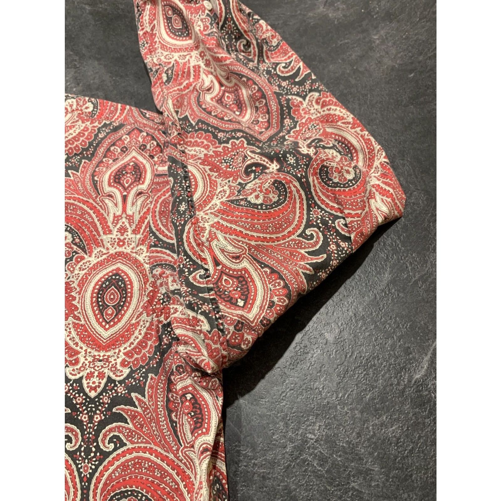 Cremieux Daniel Cremieux Mens Long Sleeve Button-Up Red Paisley Shirt Large Regular Fit Size US L / EU 52-54 / 3 - 2 Thumbnail