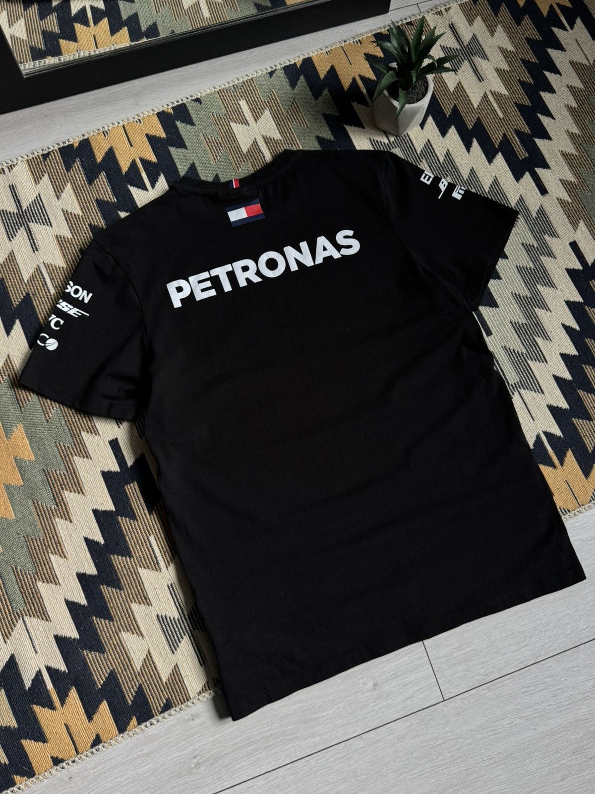 Mercedes-Benz Mercedes Benz AMG Petronas Racing Formula 1 T-shirt Size US M / EU 48-50 / 2 - 11 Thumbnail