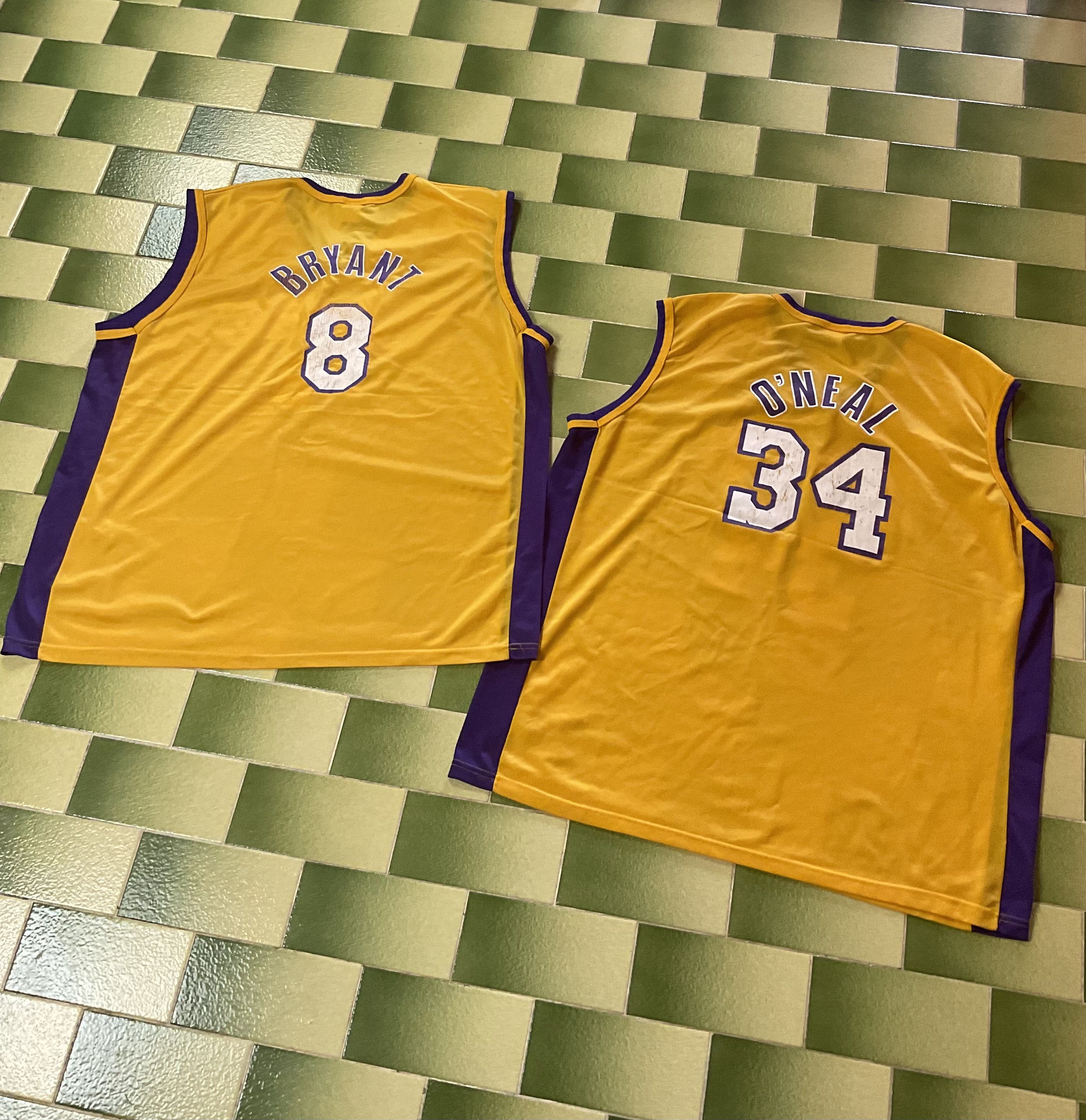 NBA Two Vintage NBA LA Lakers Kobe Bryant & Shaq Swingman Jersey Size US XL / EU 56 / 4 - 2 Thumbnail