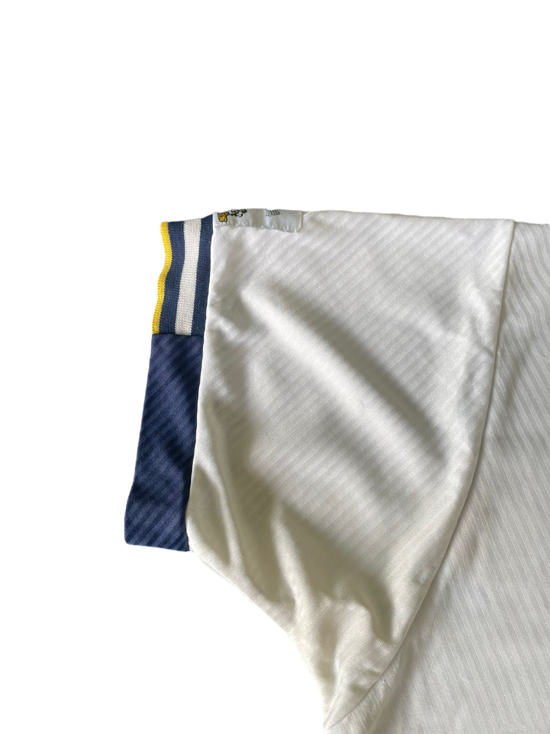 Umbro × Vintage Vintage 90's Tottenham Jersey Size US L / EU 52-54 / 3 - 4 Thumbnail