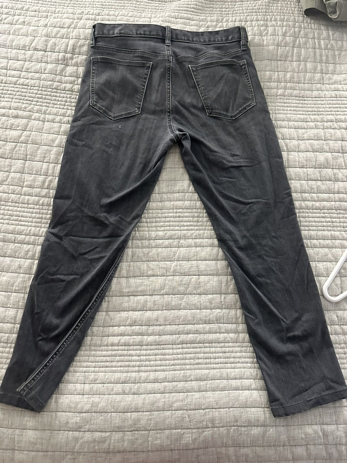 Banana Republic Slim fit jeans Size US 33 - 2 Thumbnail