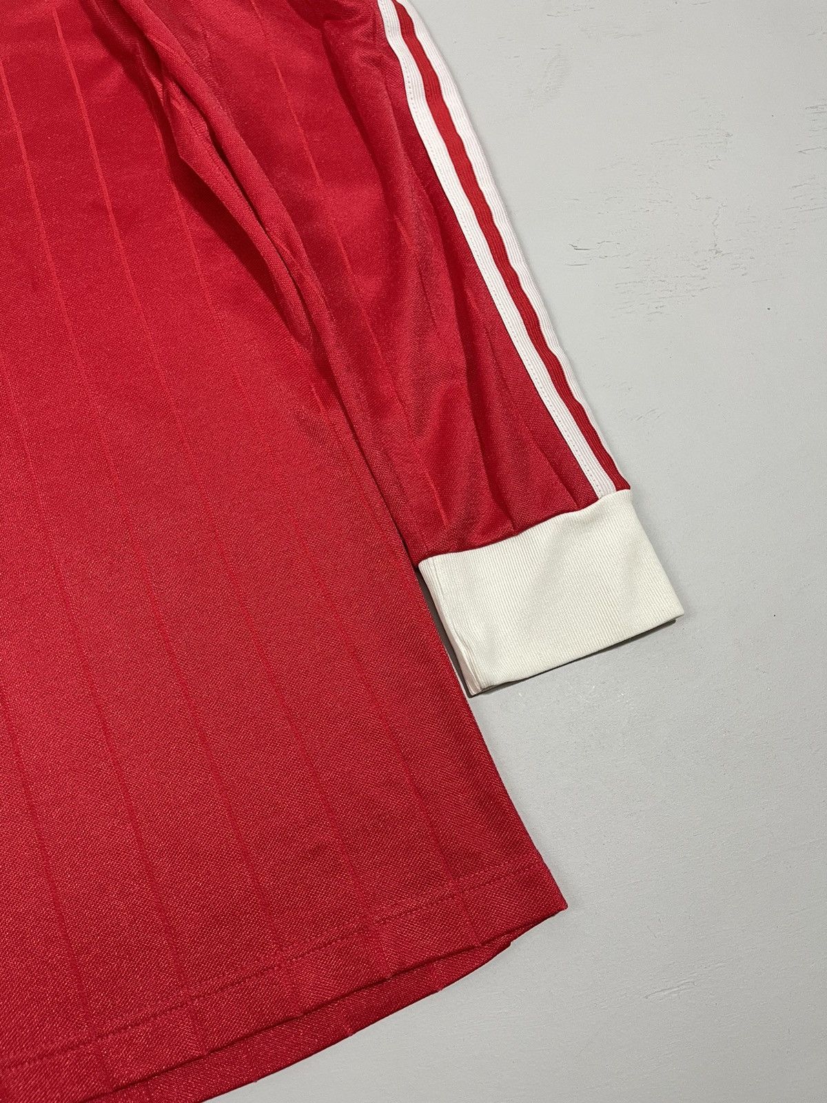 Adidas 70s/80s Adidas Retro Soccer Jersey Made in Yugoslavia #7 Size US L / EU 52-54 / 3 - 8 Thumbnail