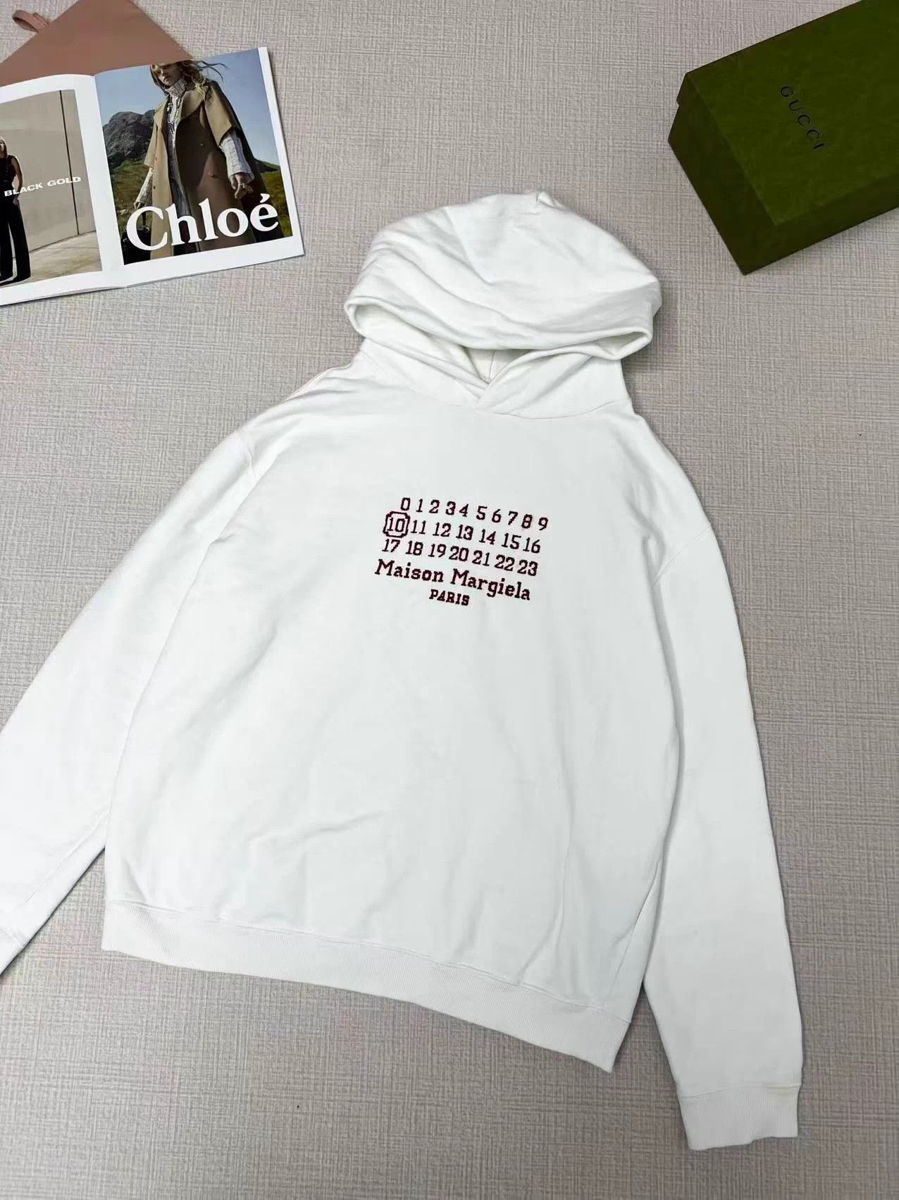 Maison Margiela Maison Margiela White 0-23 Red Embroidered Hoodie Size US S / EU 44-46 / 1 - 3 Thumbnail