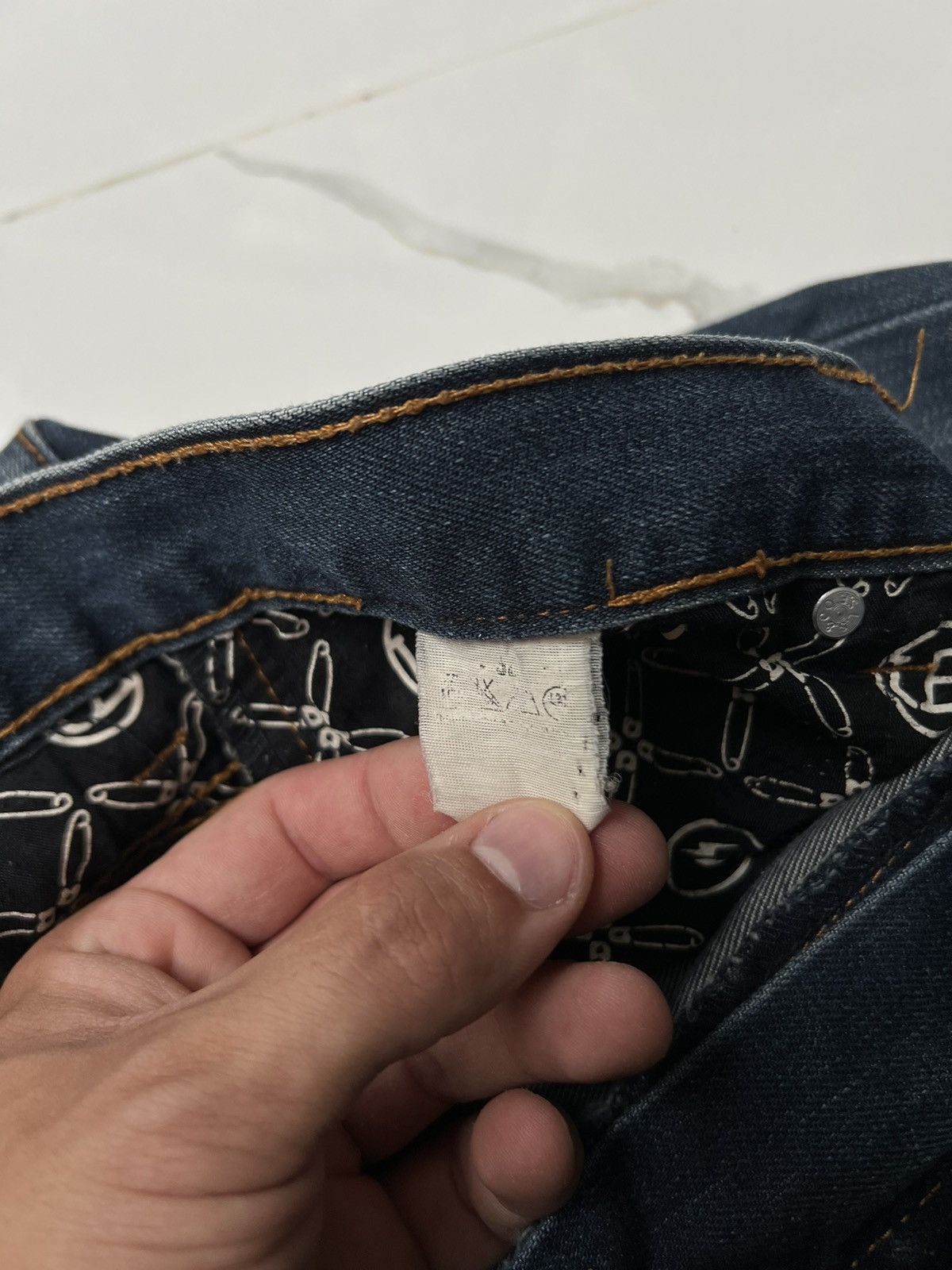Fragment Design × Levi's × Vintage 90’s LEVI’S FENOM Y2K JEAN DISTRESSED AVANT-GARDE Size US 32 / EU 48 - 12 Thumbnail