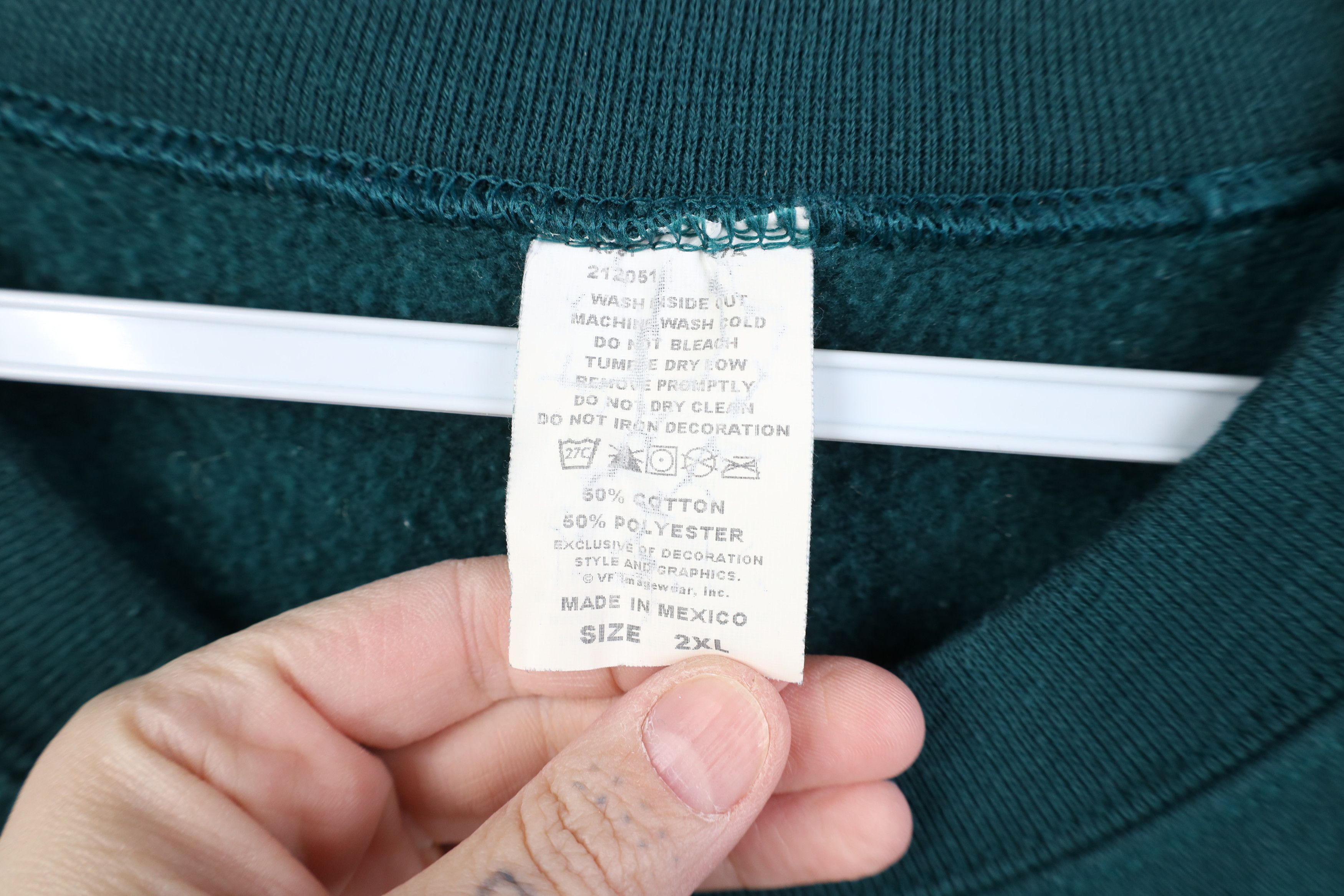 Vintage Vintage 90s Streetwear Faded Blank Crewneck Sweatshirt Green Size US XXL / EU 58 / 5 - 4 Thumbnail