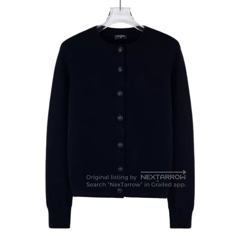 Chanel Chanel Black letter inlaid cashmere round neck single-brea Size XS / US 0-2 / IT 36-38 - 1 Thumbnail