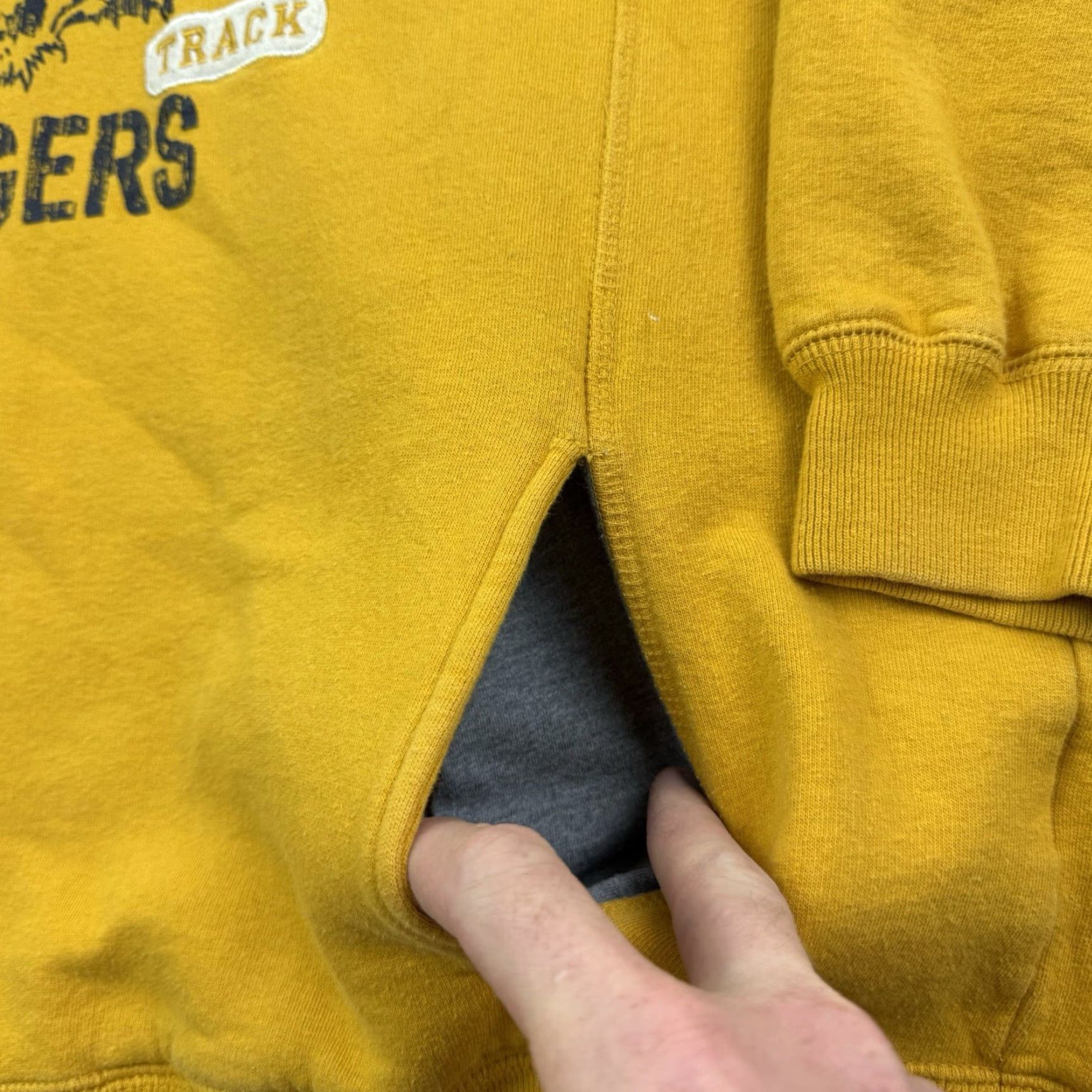 Vintage VINTAGE No Boundaries Hoodie Mens Adult Medium Yellow Grunge 90s Y2K Punk Pullover Sweatshirt Sweatshirt Hoodie Size US M / EU 48-50 / 2 - 3 Thumbnail
