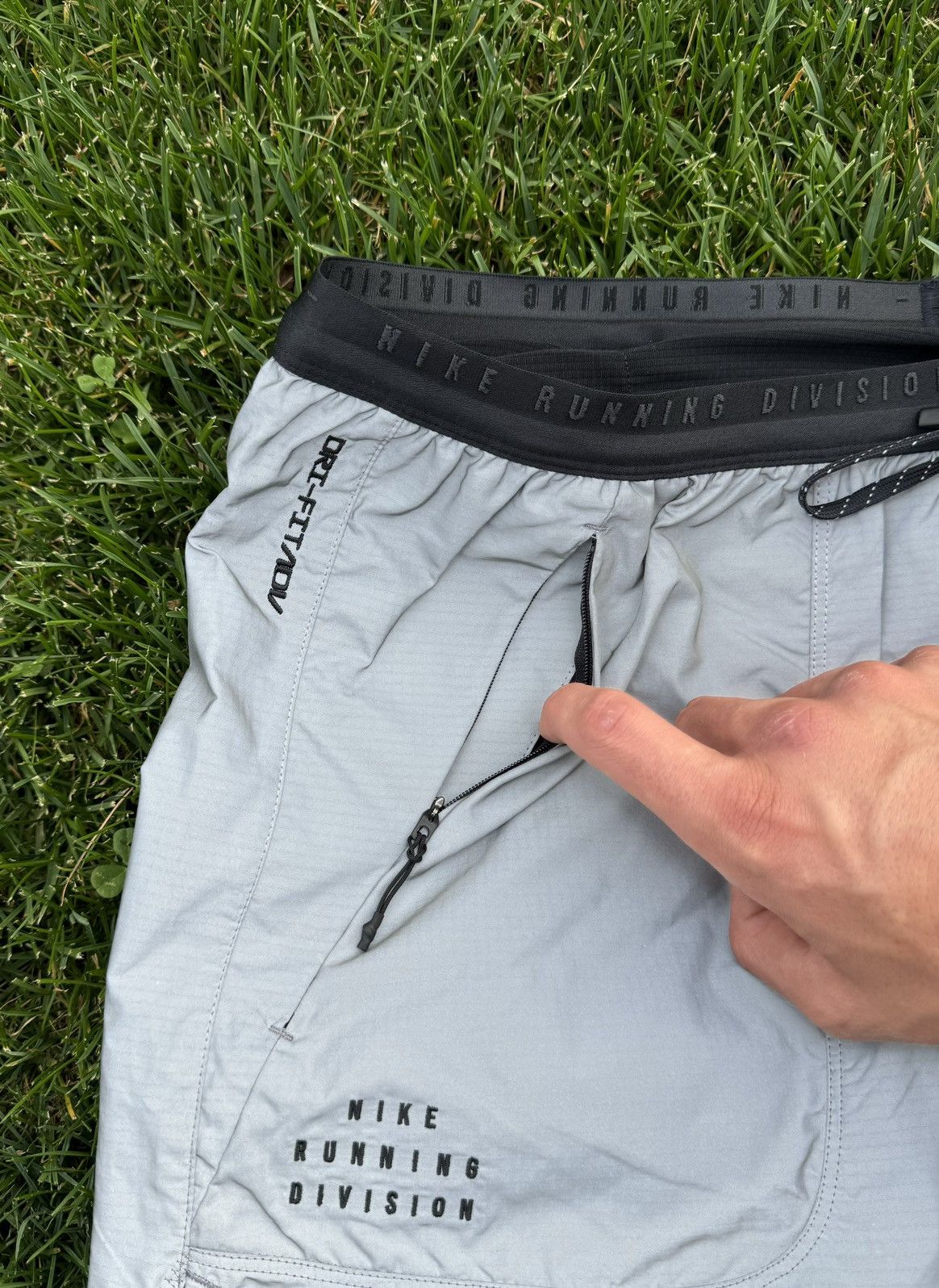 Other Nike Run Dri-Fit Shorts Reflective Size US 39 - 2 Thumbnail