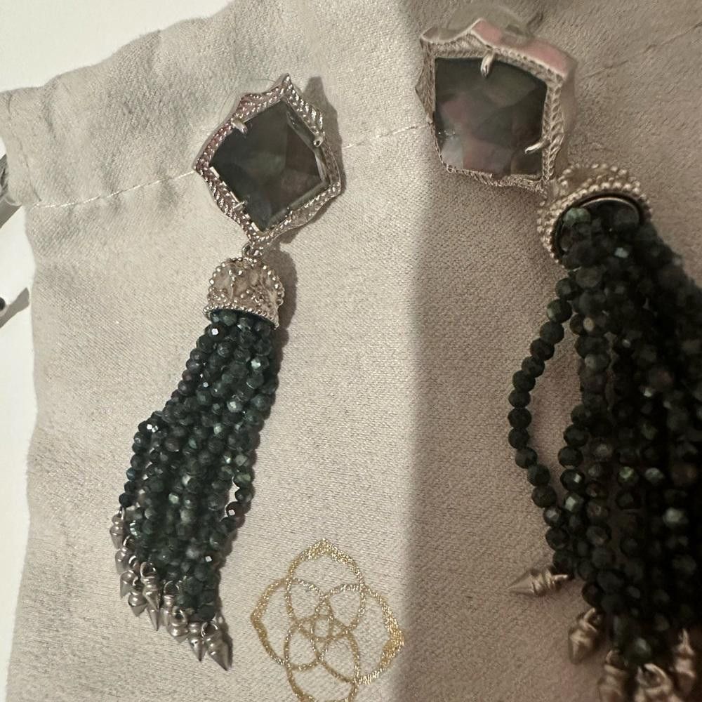 Designer Kendra Scott Misha Tassel Earrings Black Pearl Silver Size ONE SIZE - 4 Thumbnail